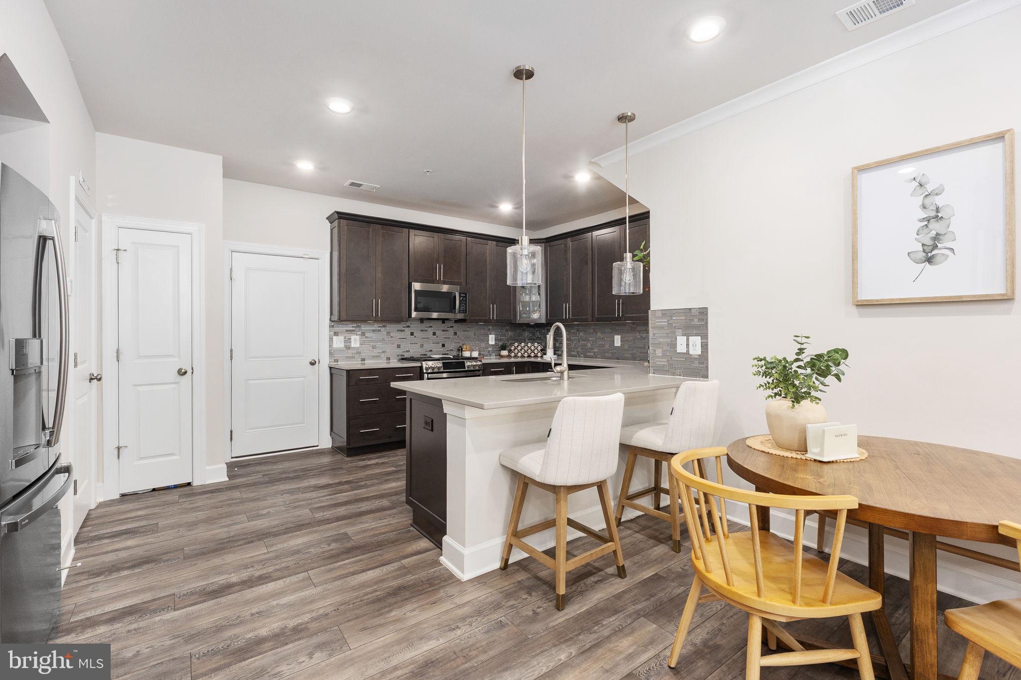 METRO WALK AT MOOREFIELD STATION - Residential