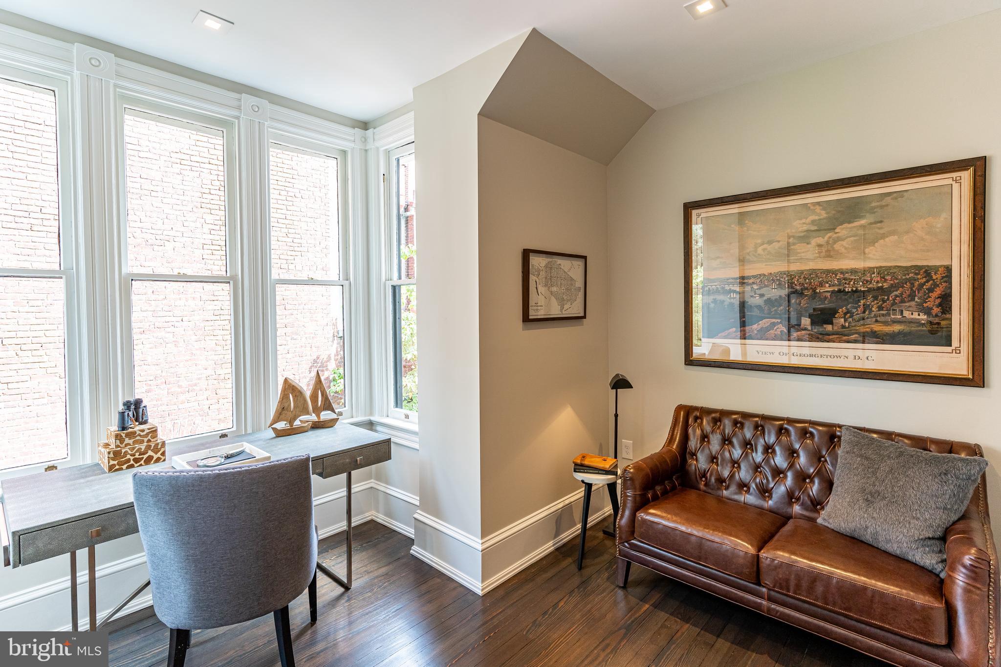 GEORGETOWN - Residential