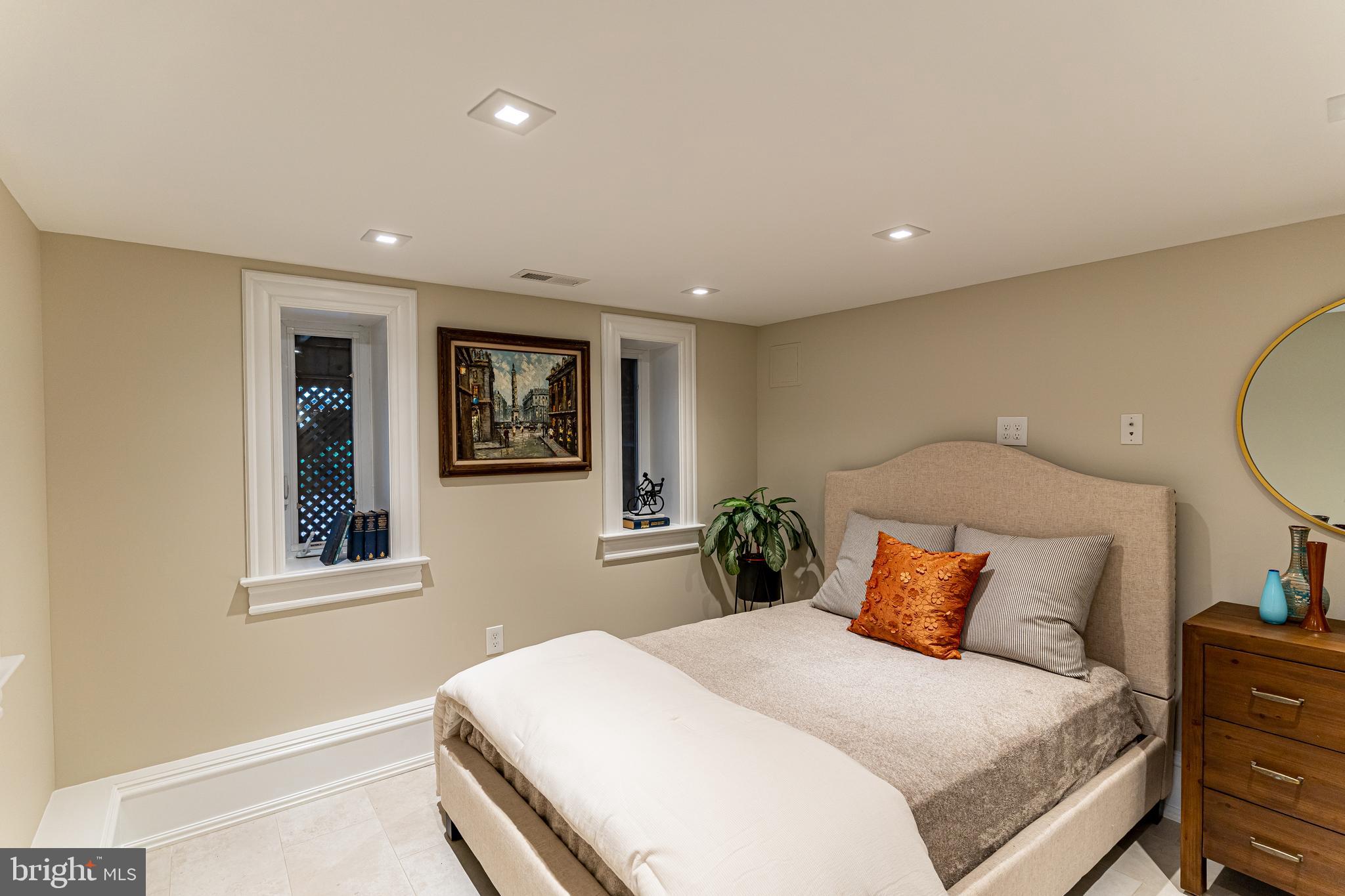 GEORGETOWN - Residential