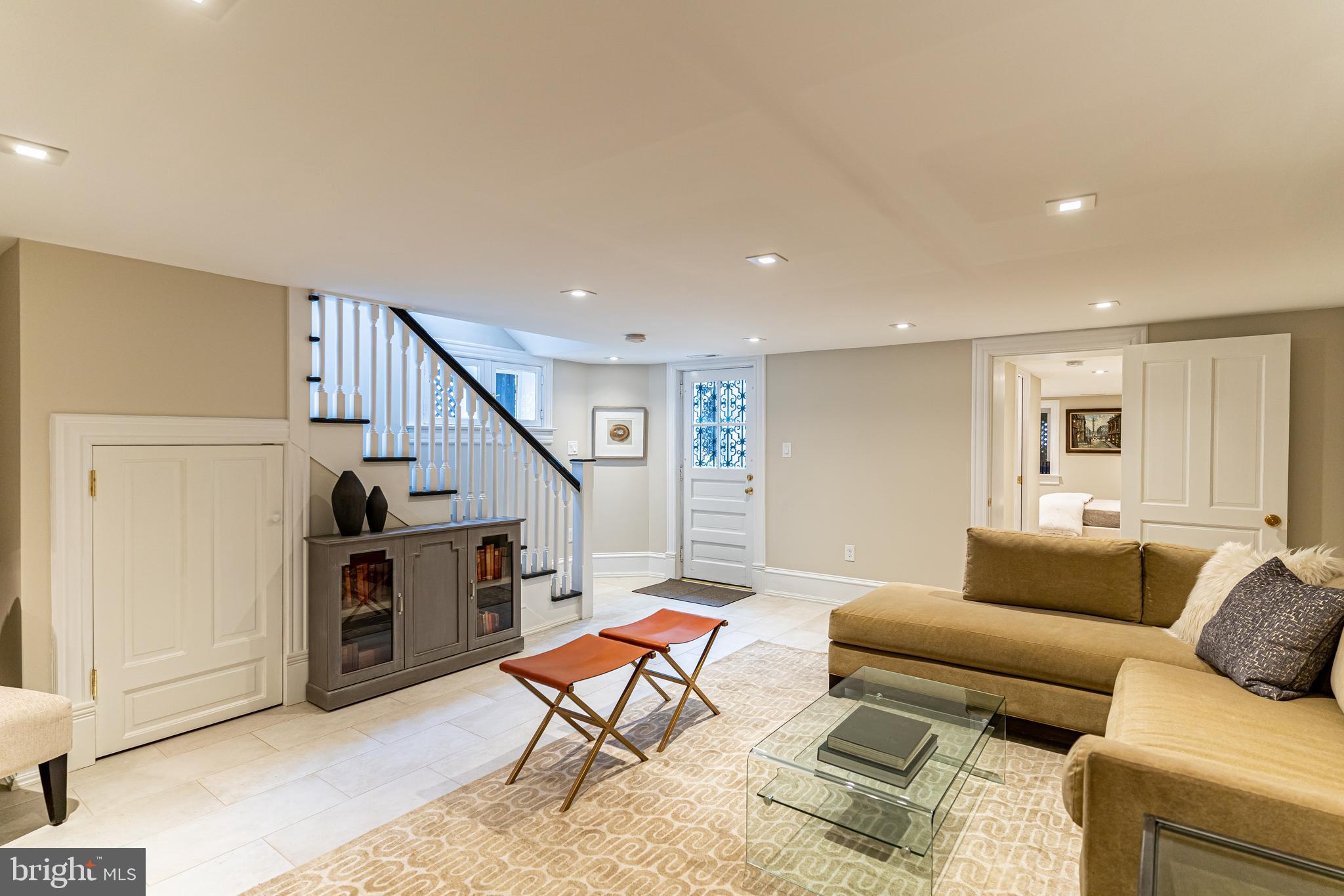 GEORGETOWN - Residential