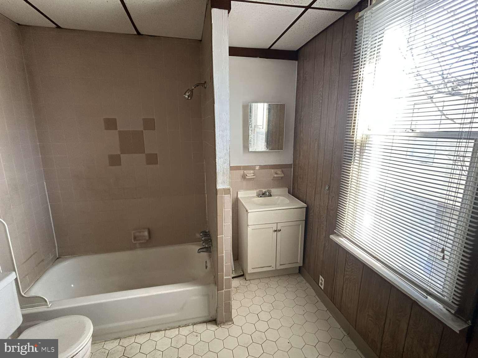 PHILADELPHIA (SOUTH) - Residential