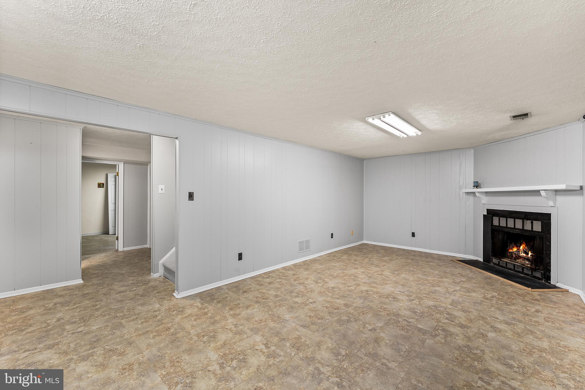 MAYS CHAPEL VILLAGE - Residential