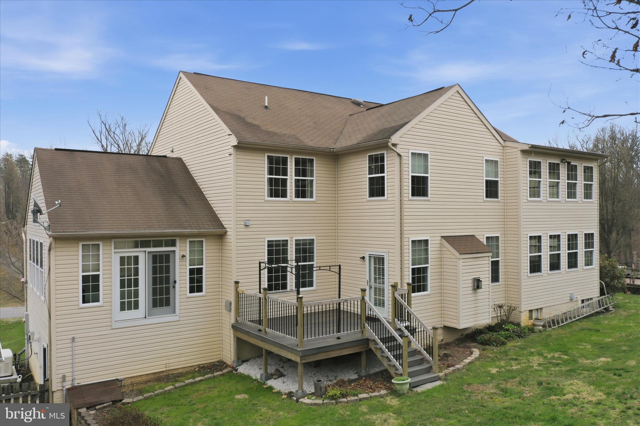 SHERWOOD FOREST - Residential