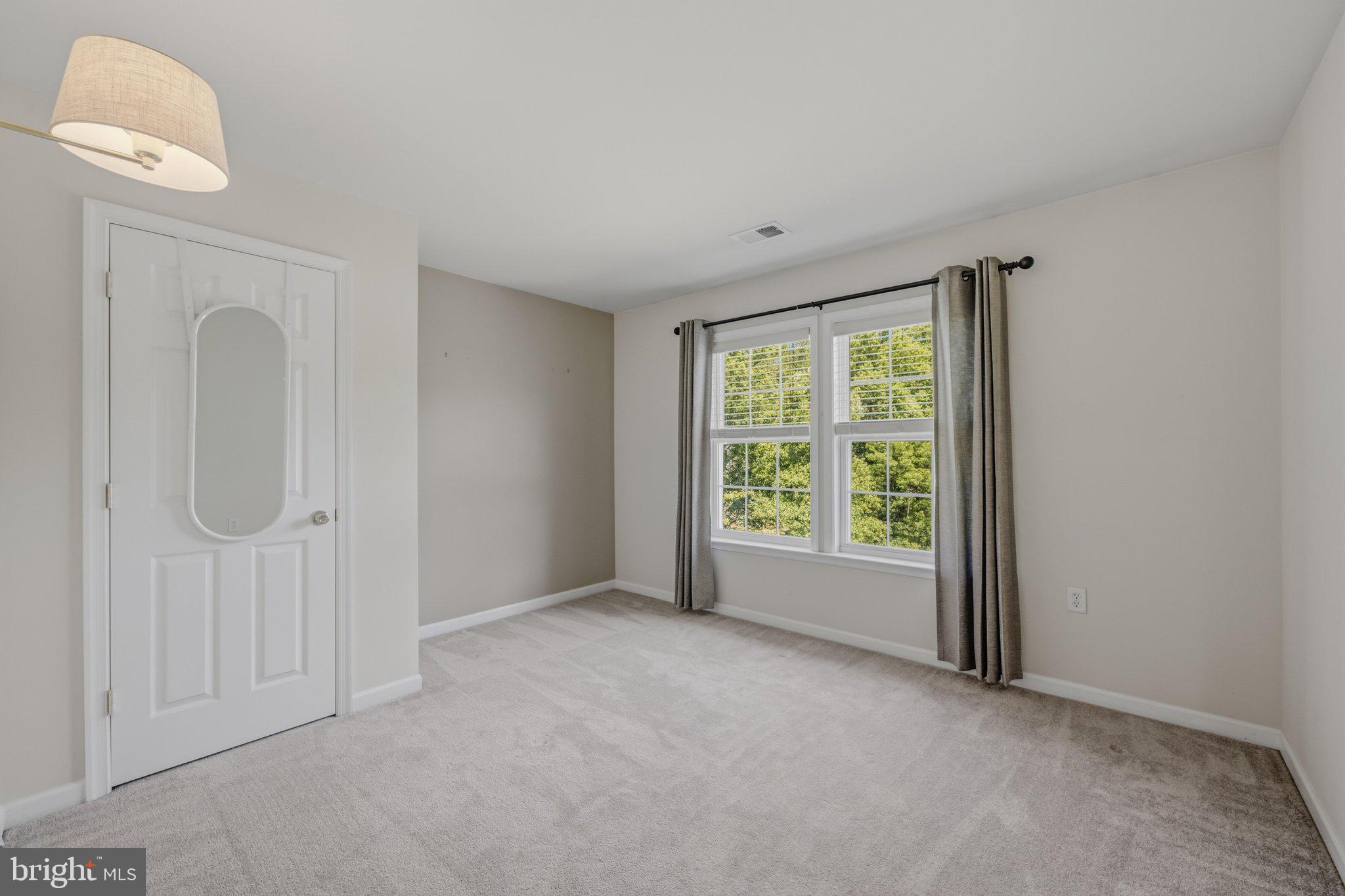 SHERWOOD FOREST - Residential
