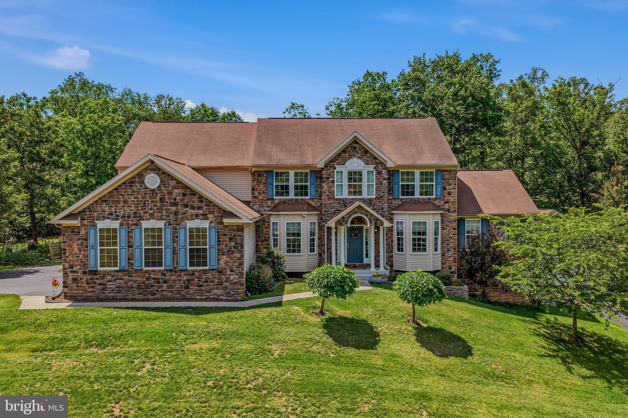 SHERWOOD FOREST - Residential