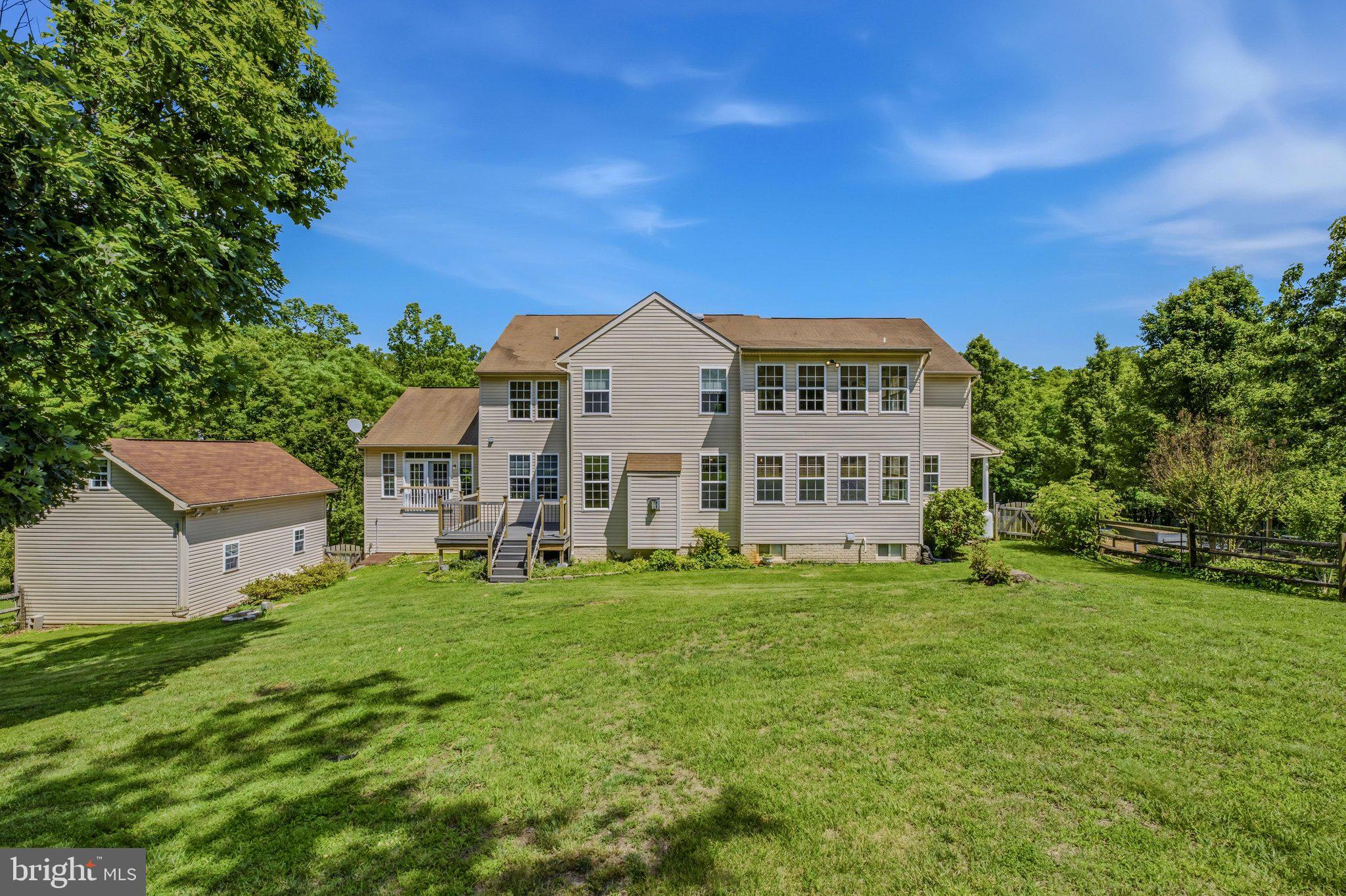 SHERWOOD FOREST - Residential