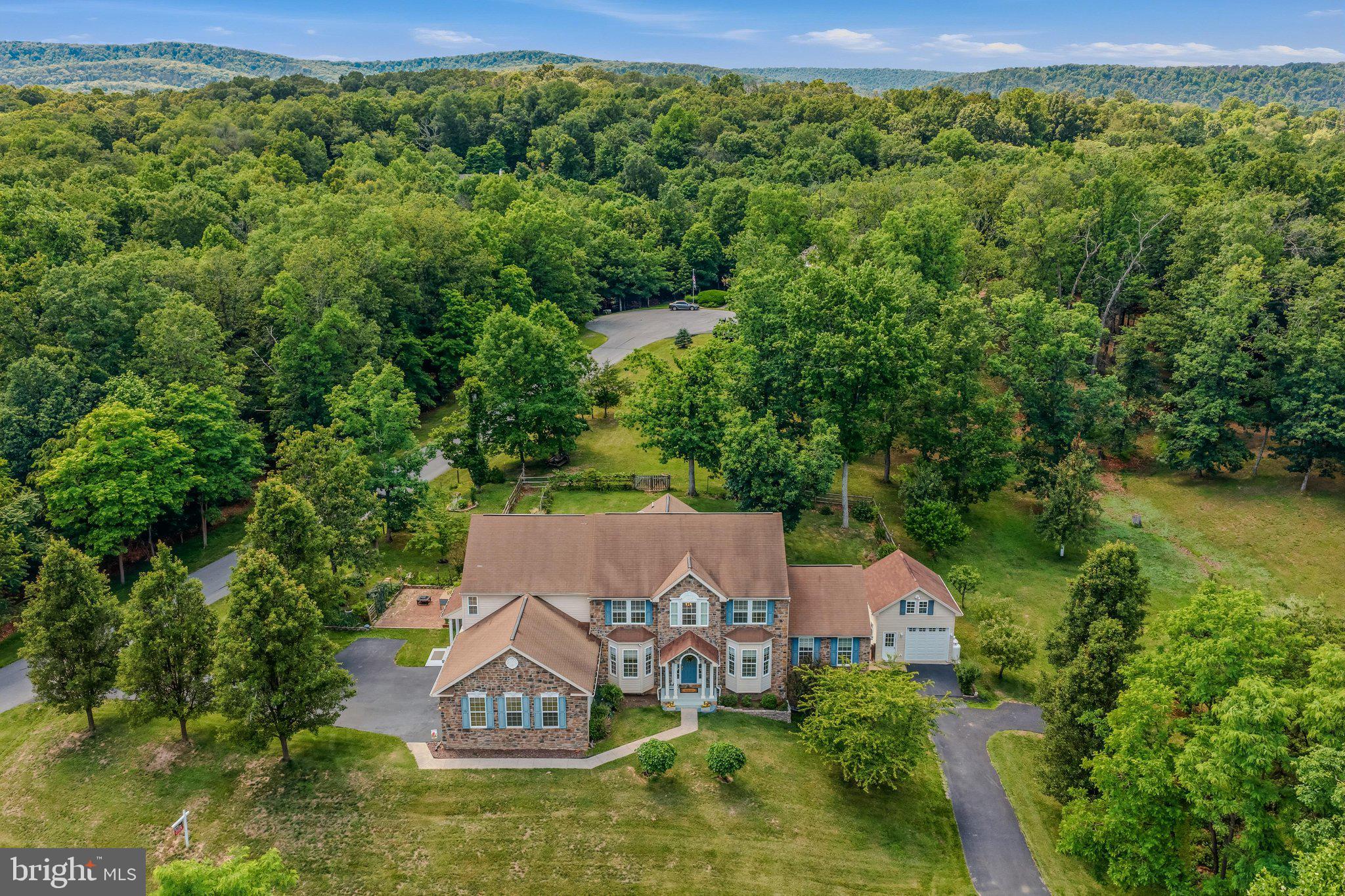 SHERWOOD FOREST - Residential