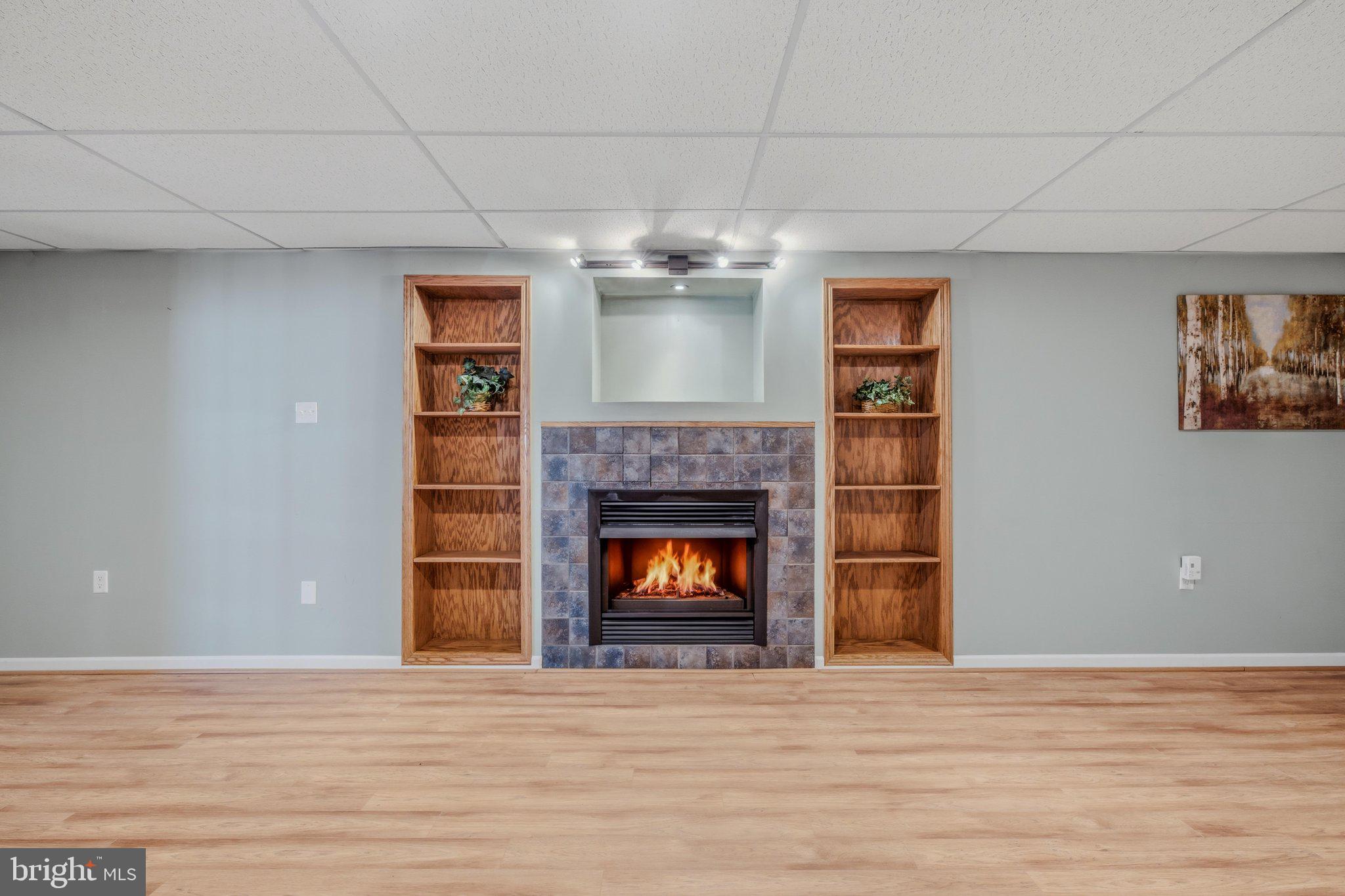 SHERWOOD FOREST - Residential