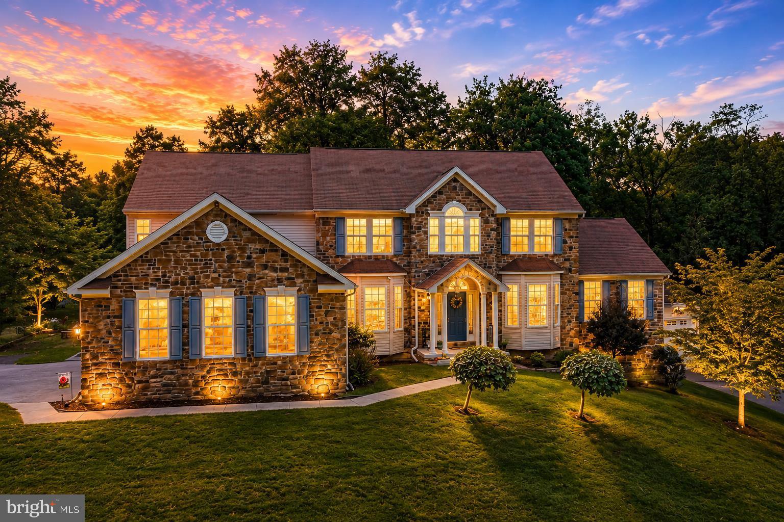 SHERWOOD FOREST - Residential