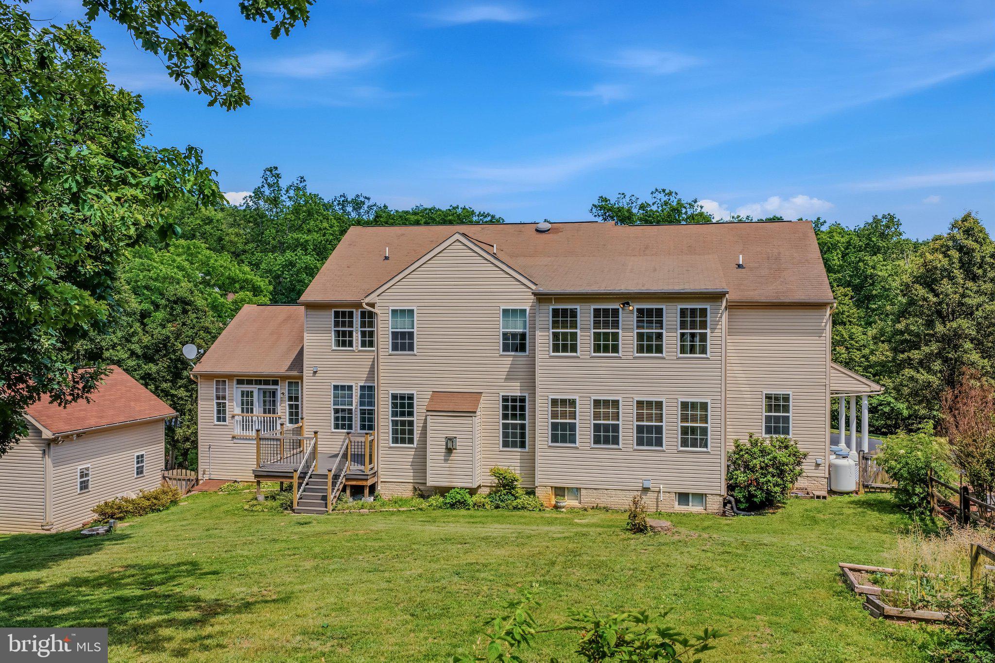 SHERWOOD FOREST - Residential