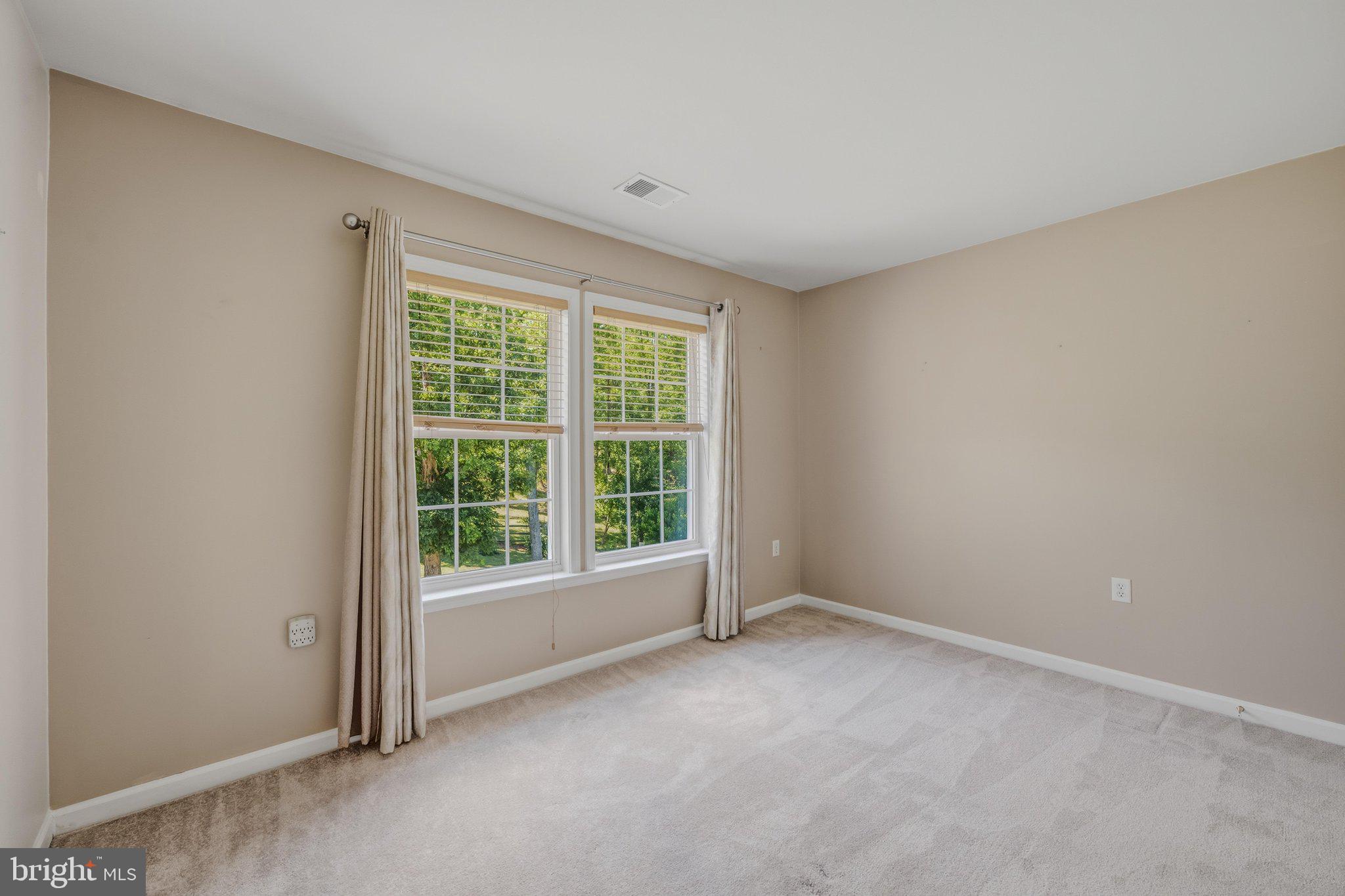 SHERWOOD FOREST - Residential