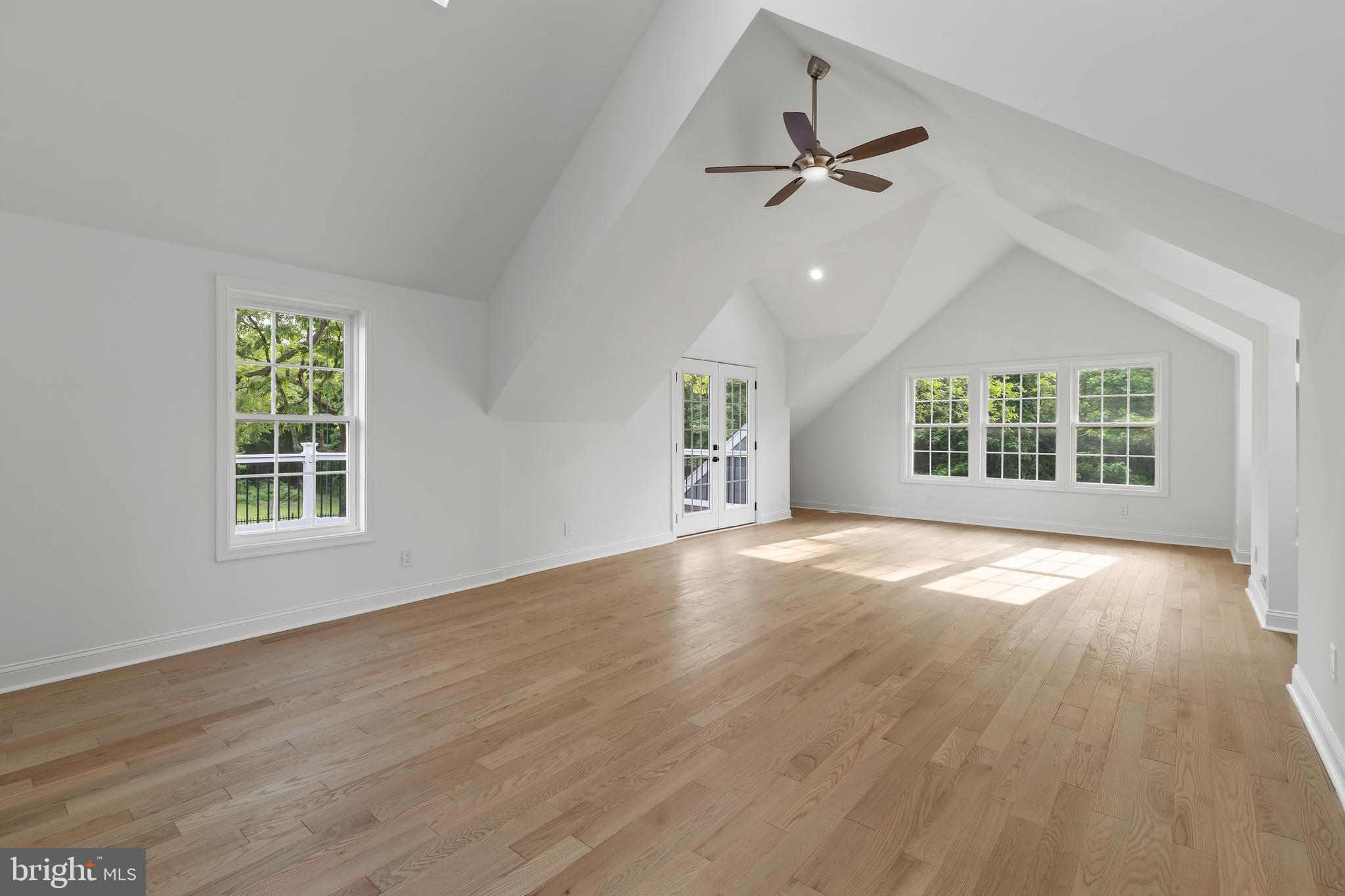 LARKINGTON - Residential
