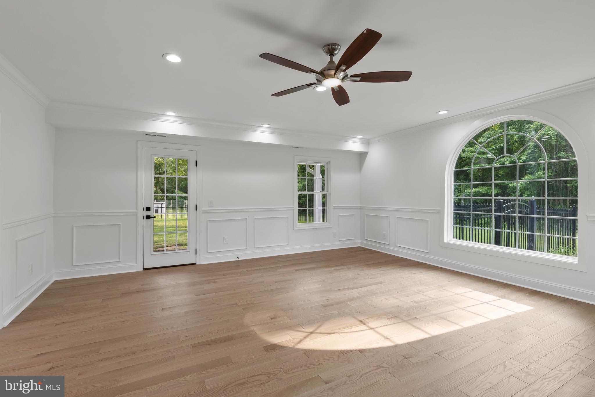 LARKINGTON - Residential