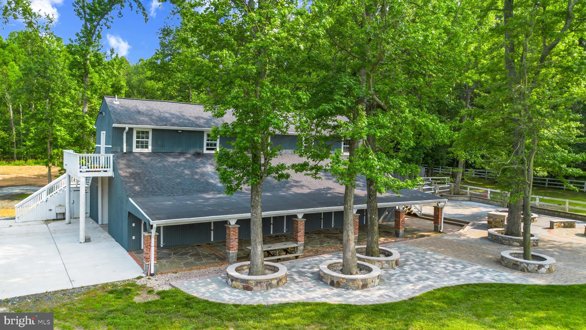 LARKINGTON - Residential