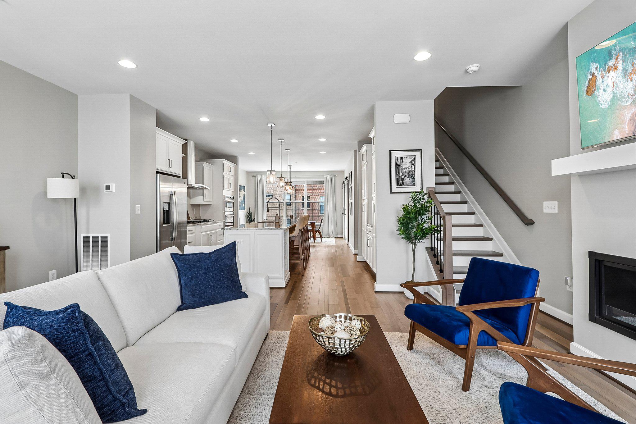 POTOMAC OVERLOOK AT NATIONAL HARBOR - Residential