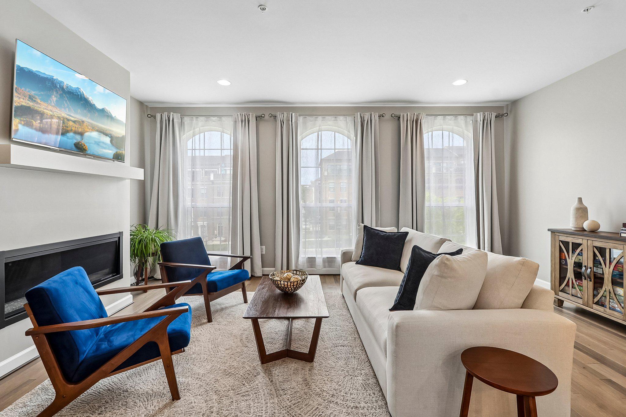 POTOMAC OVERLOOK AT NATIONAL HARBOR - Residential