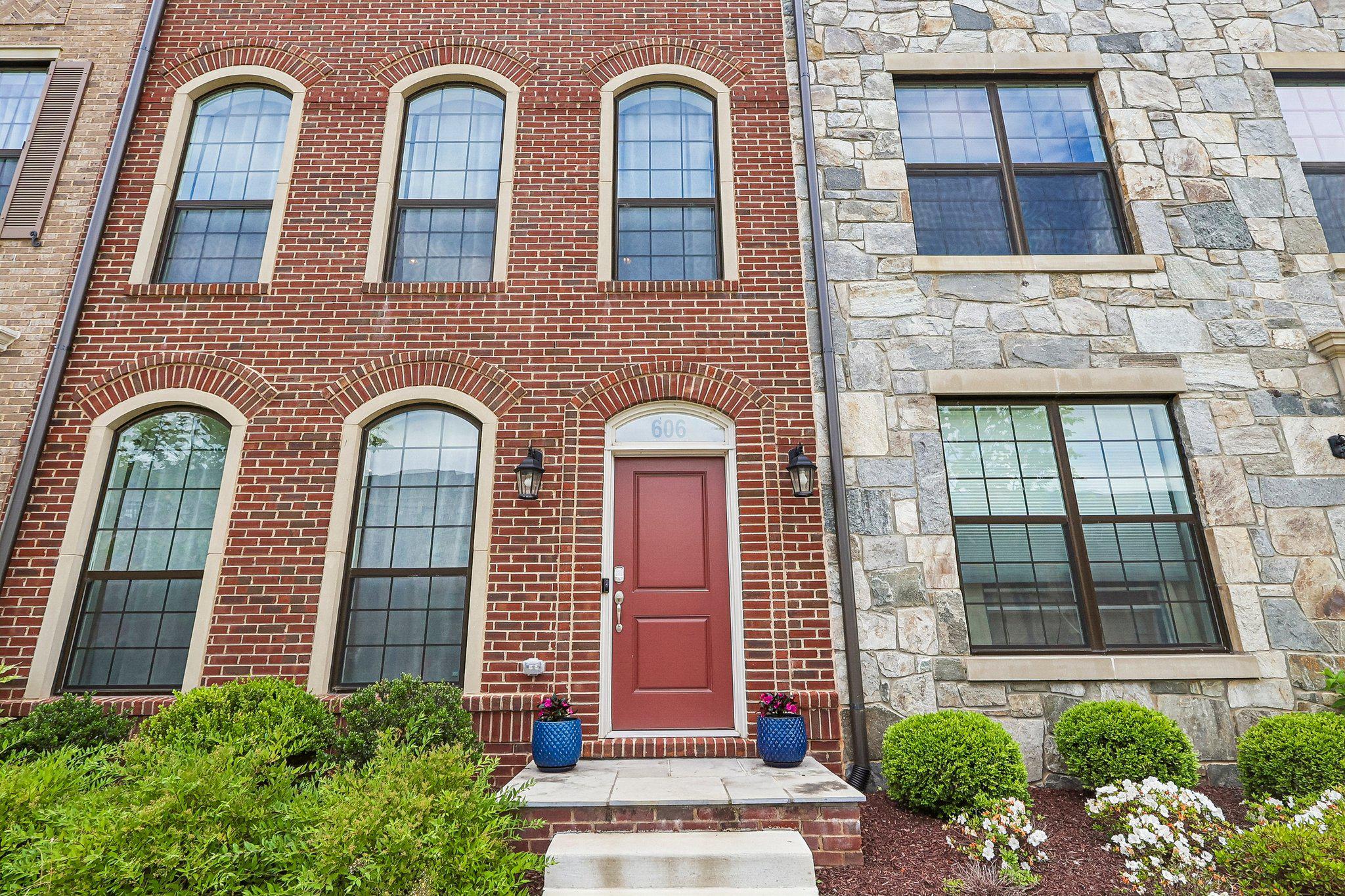 POTOMAC OVERLOOK AT NATIONAL HARBOR - Residential