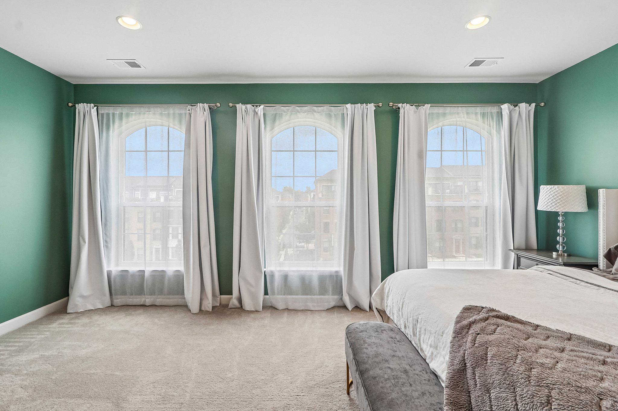 POTOMAC OVERLOOK AT NATIONAL HARBOR - Residential