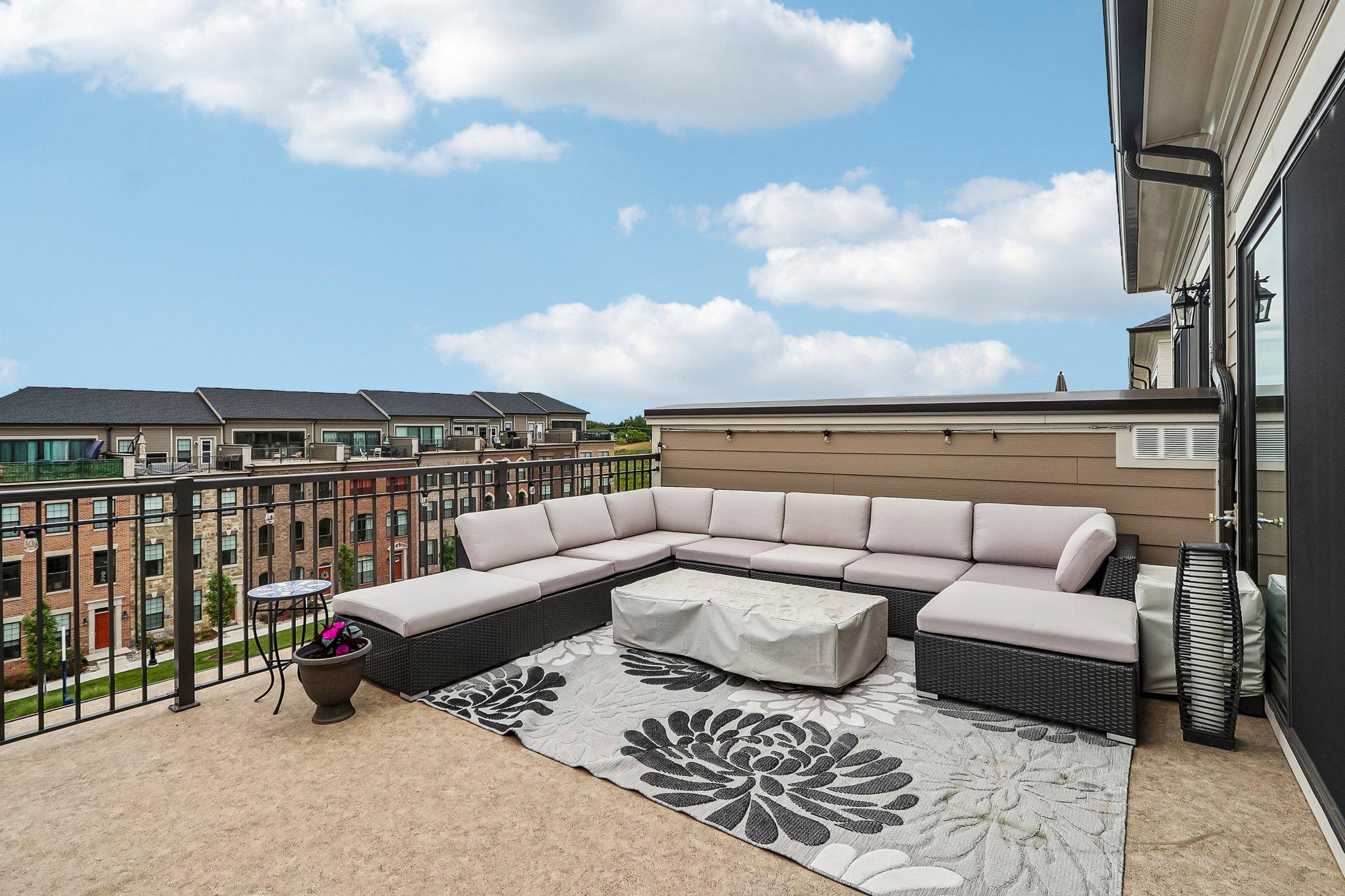 POTOMAC OVERLOOK AT NATIONAL HARBOR - Residential