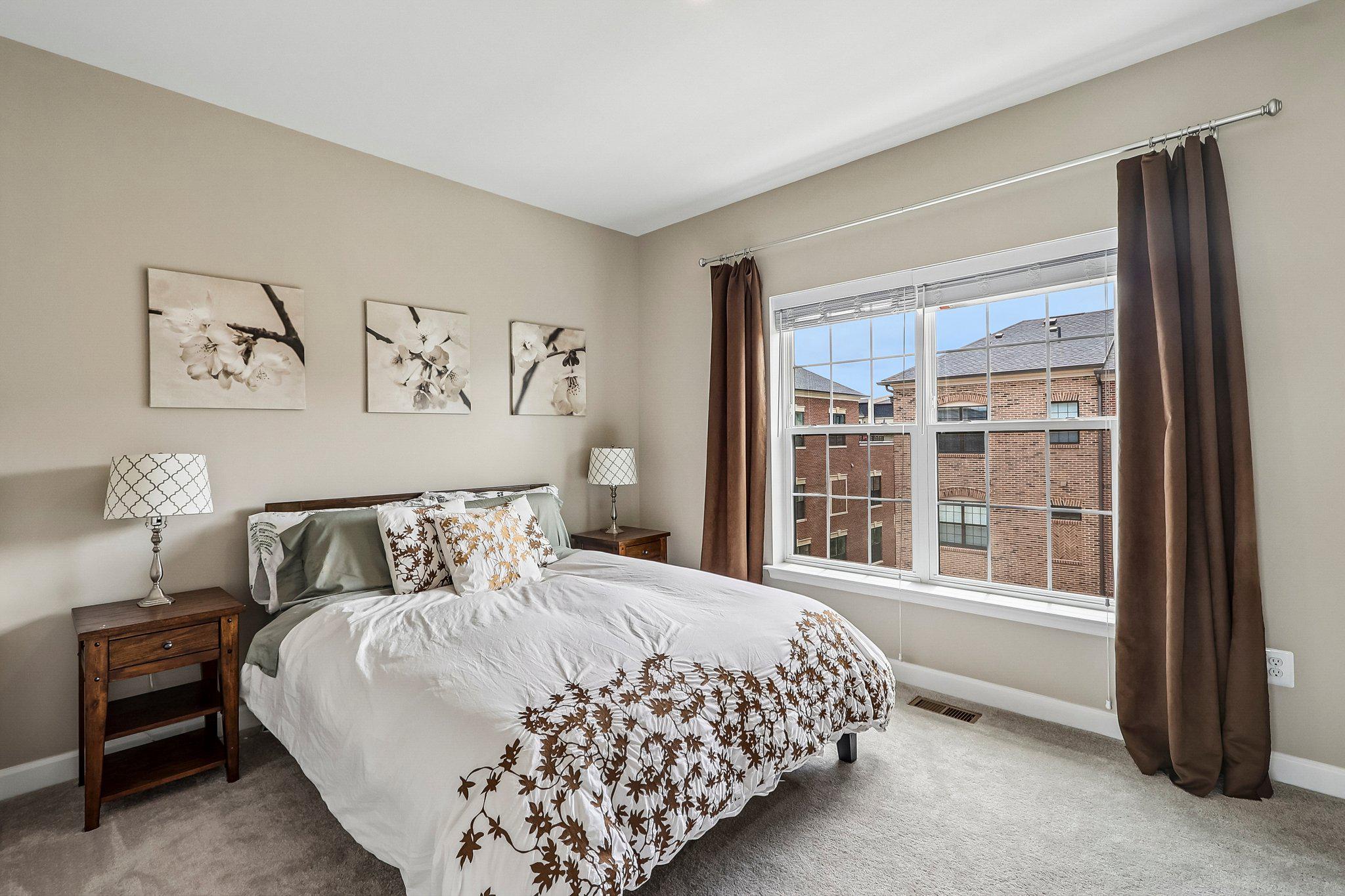 POTOMAC OVERLOOK AT NATIONAL HARBOR - Residential