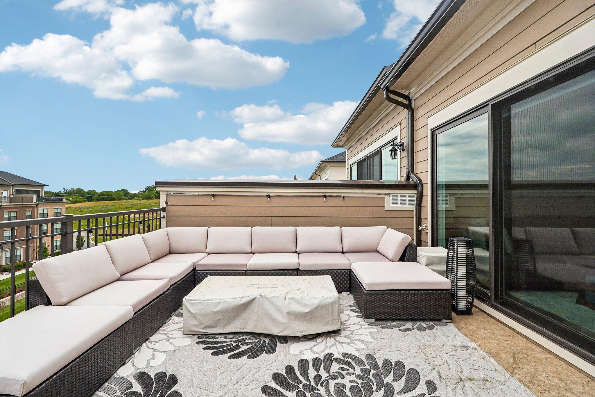 POTOMAC OVERLOOK AT NATIONAL HARBOR - Residential