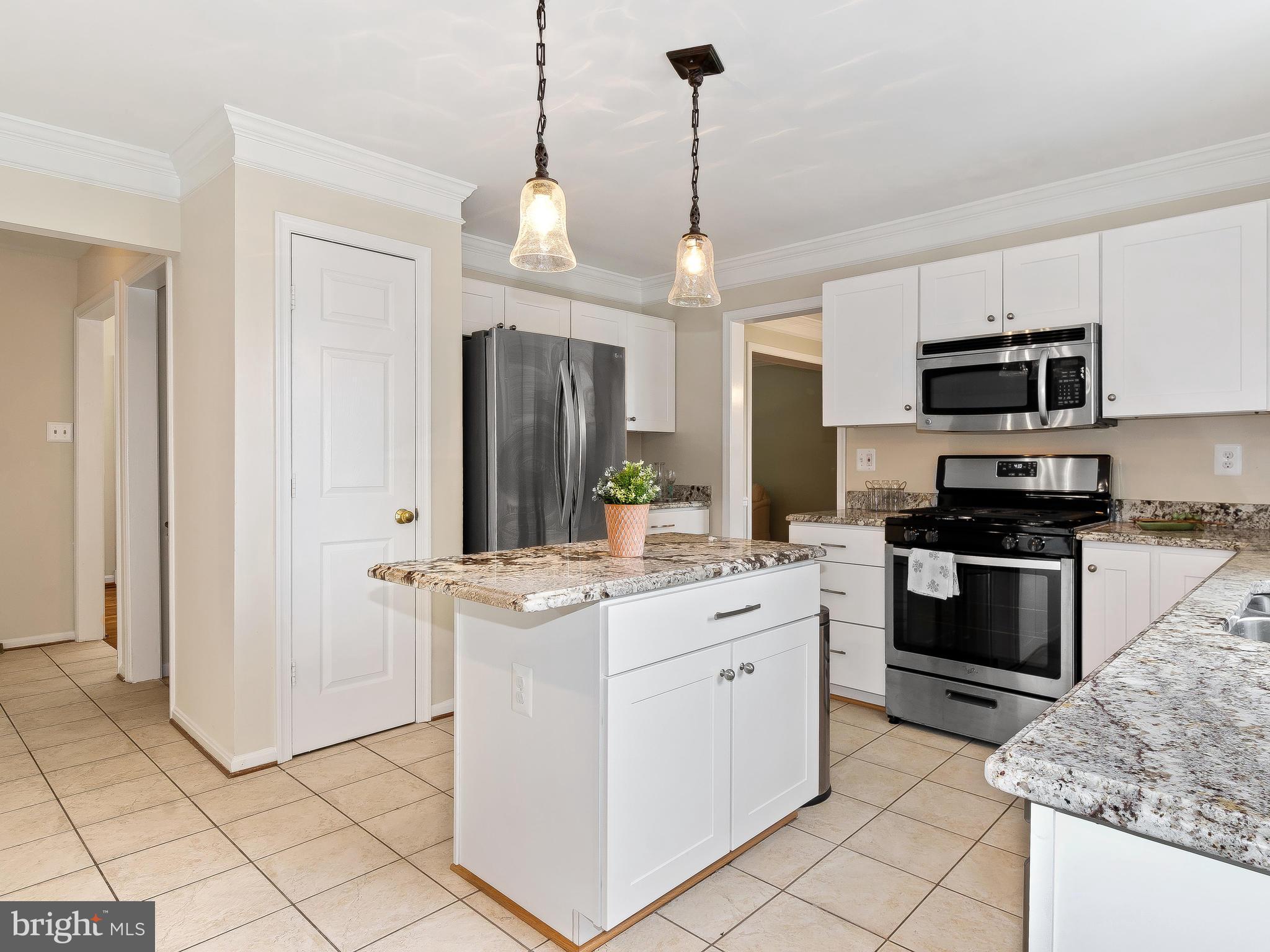 CHRISTIE ESTATES - Residential