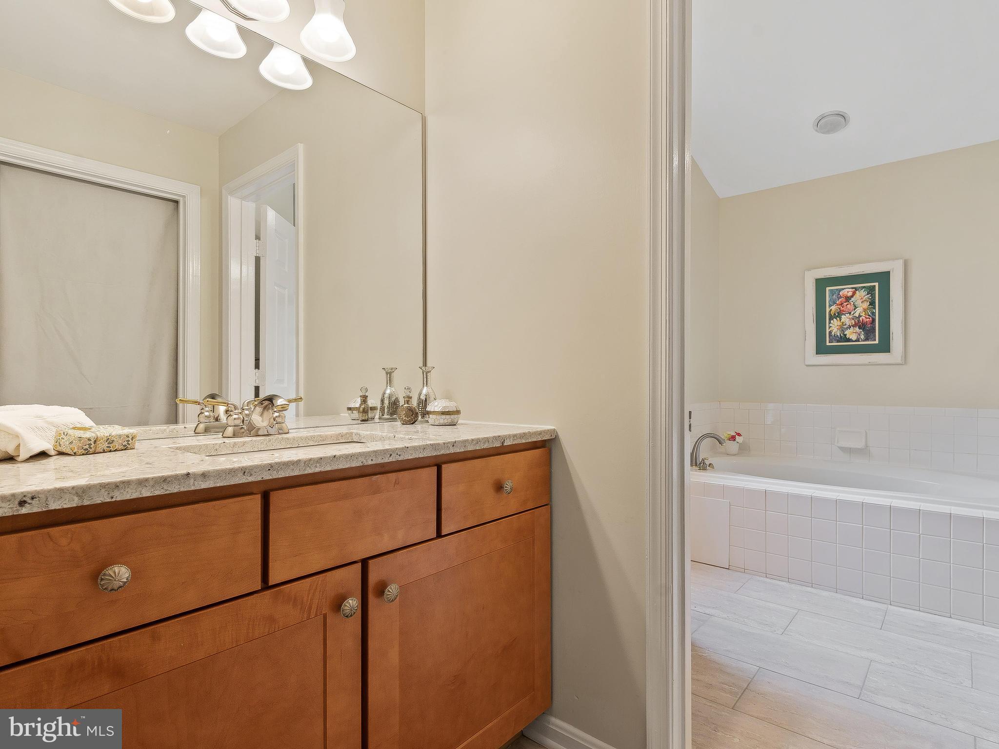 CHRISTIE ESTATES - Residential