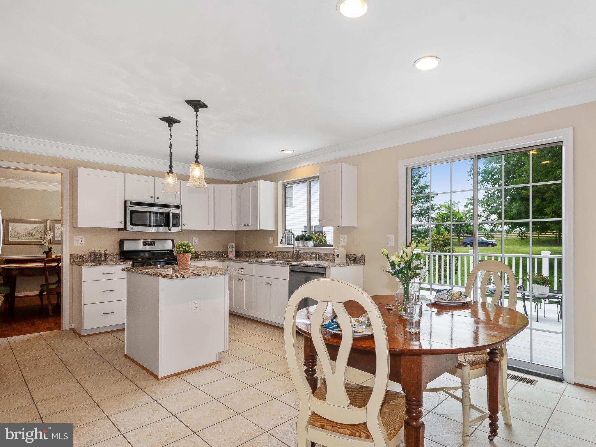 CHRISTIE ESTATES - Residential