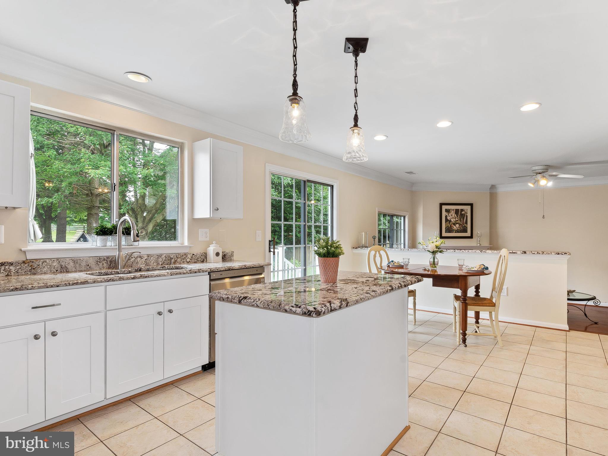 CHRISTIE ESTATES - Residential