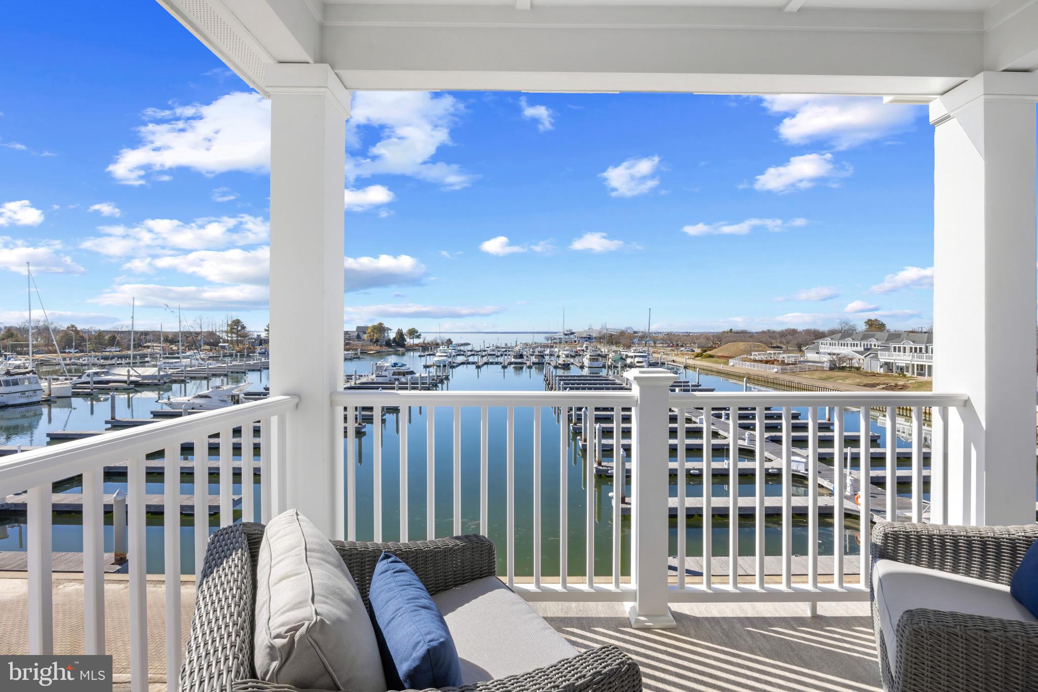 BAY BRIDGE MARINA - Residential