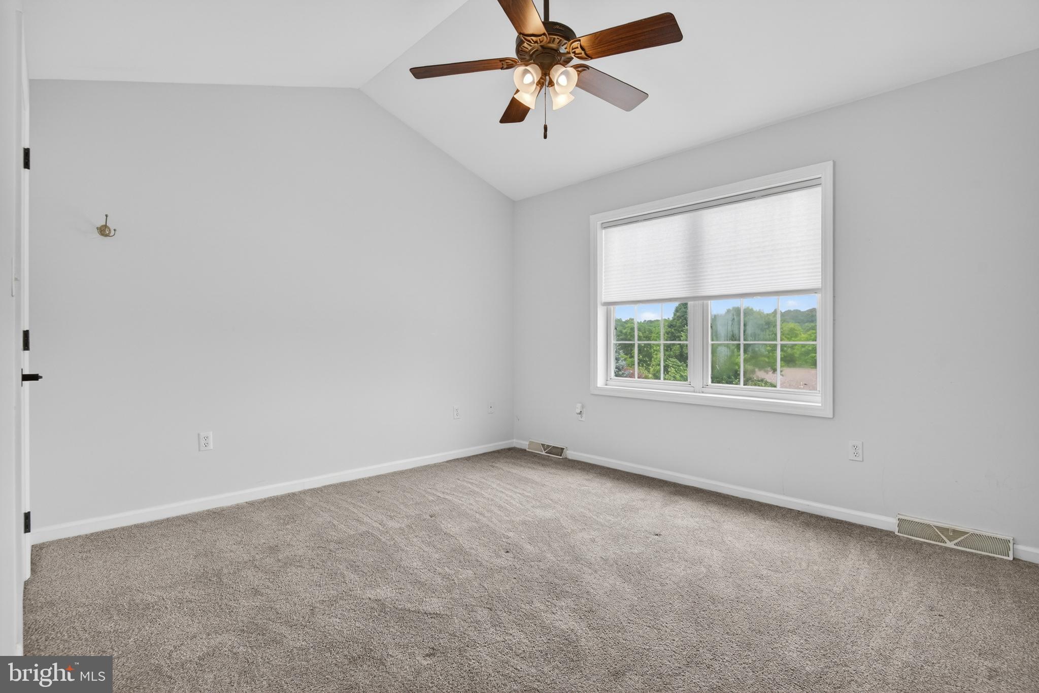 MAPLE RIDGE - Residential