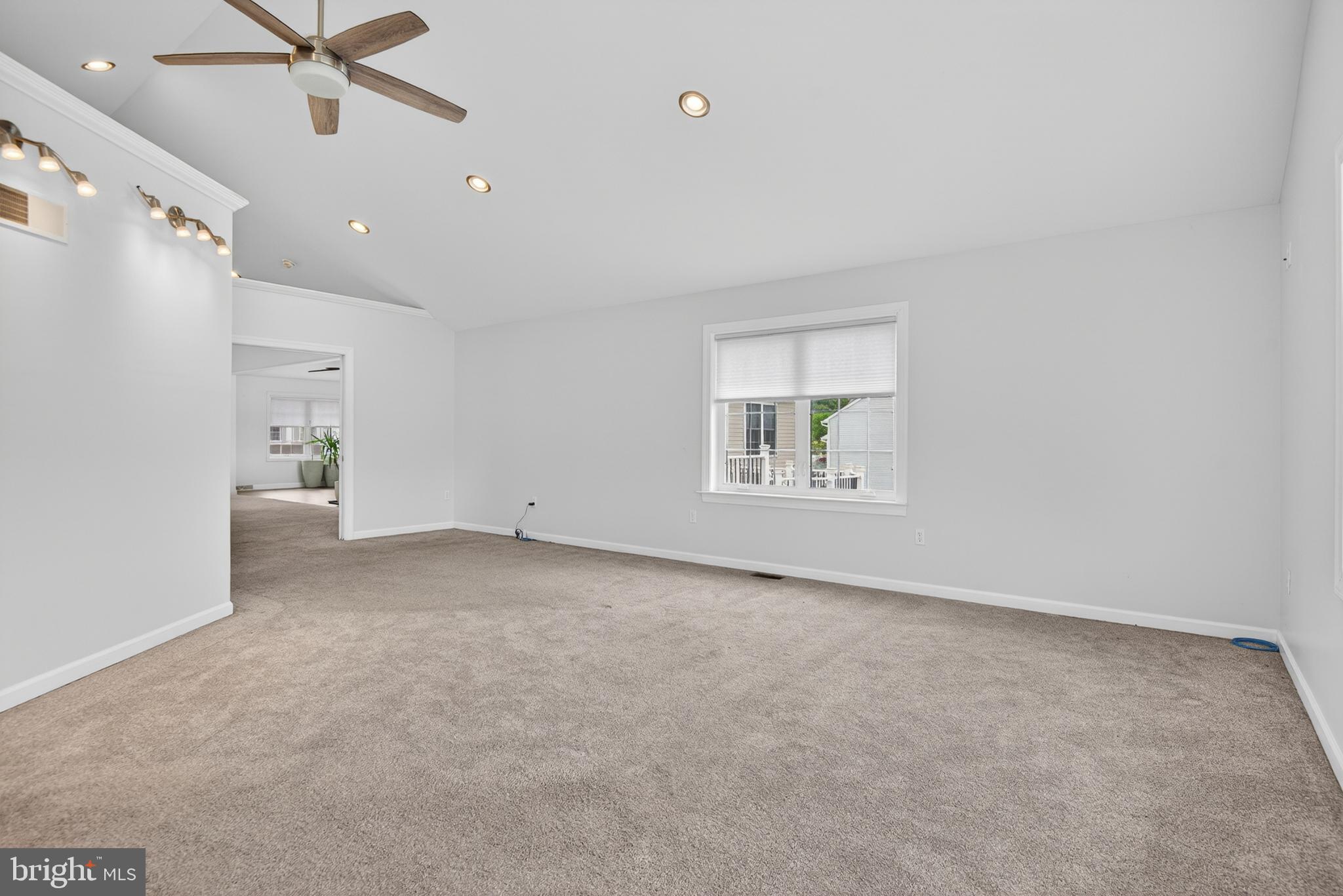 MAPLE RIDGE - Residential