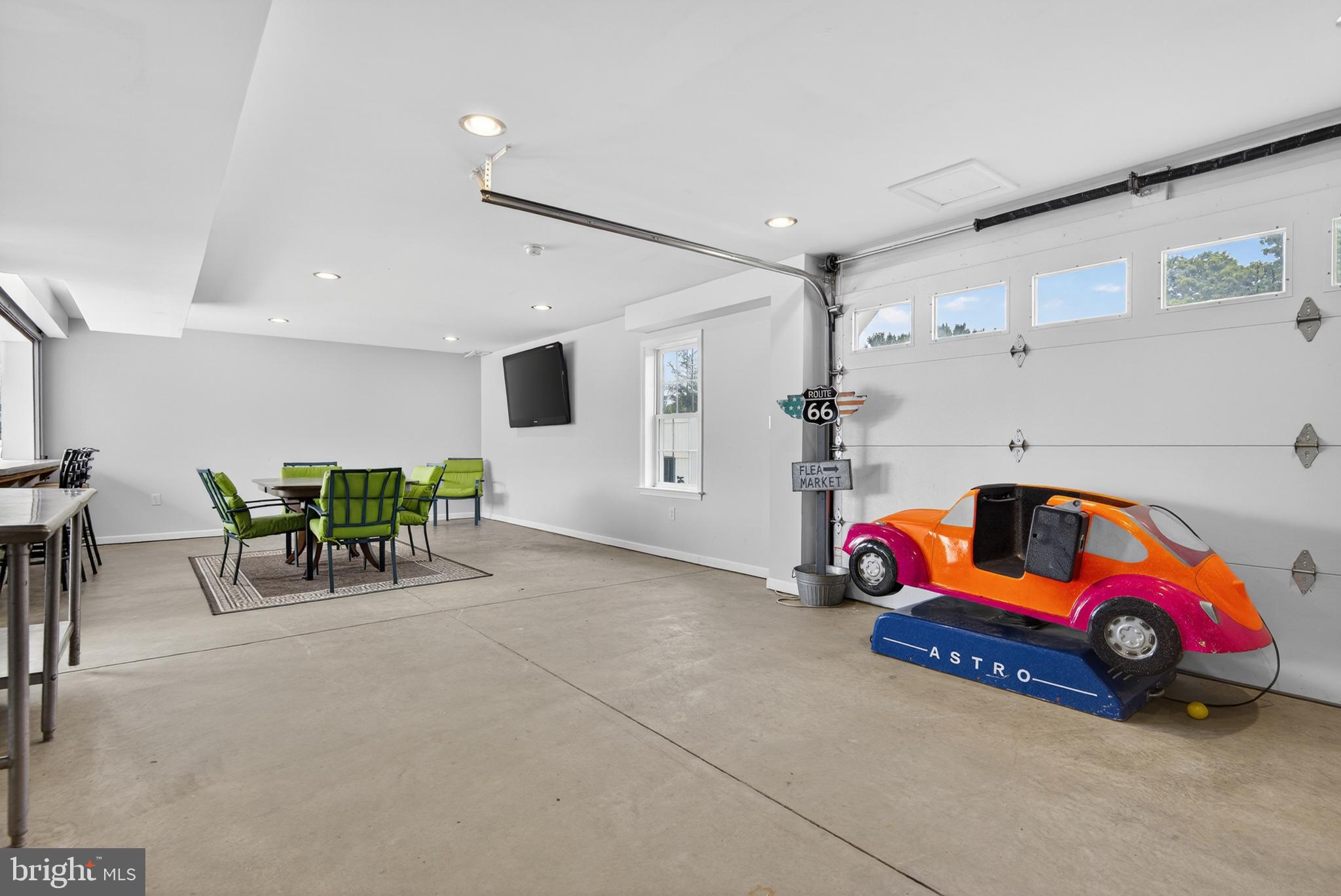 MAPLE RIDGE - Residential