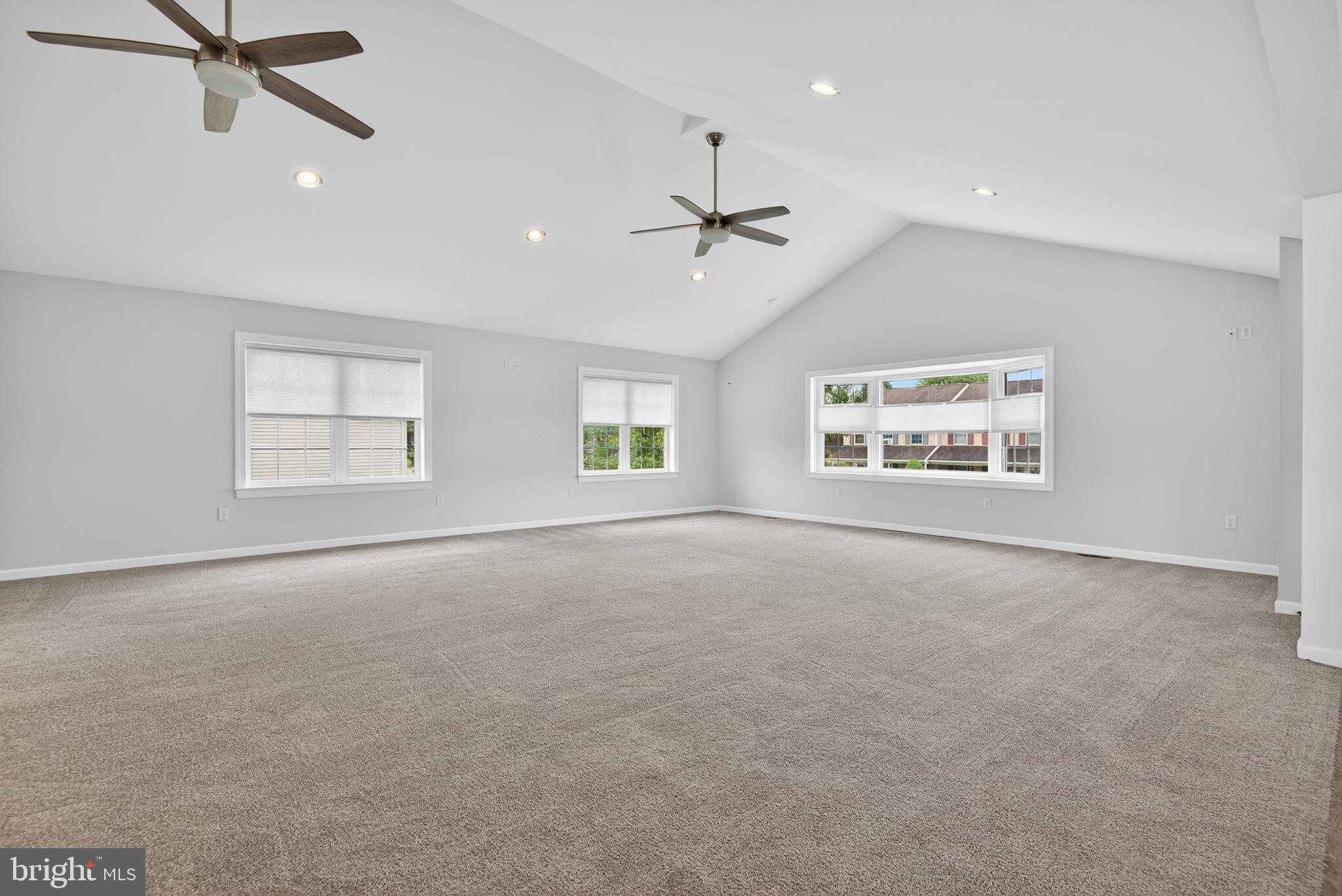 MAPLE RIDGE - Residential