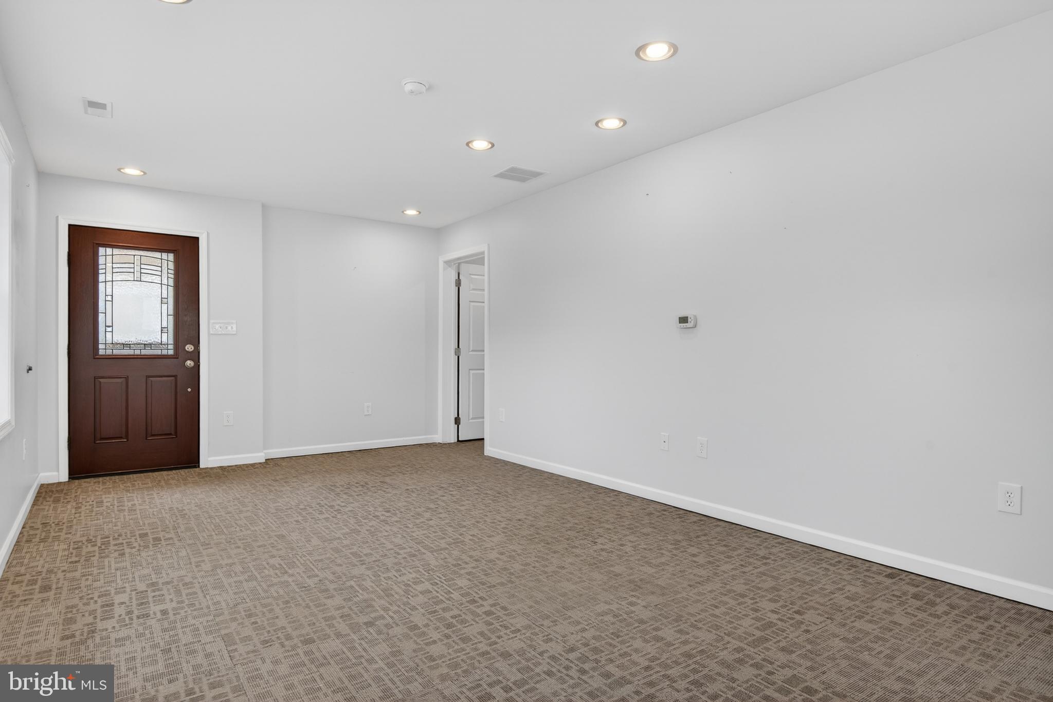 MAPLE RIDGE - Residential