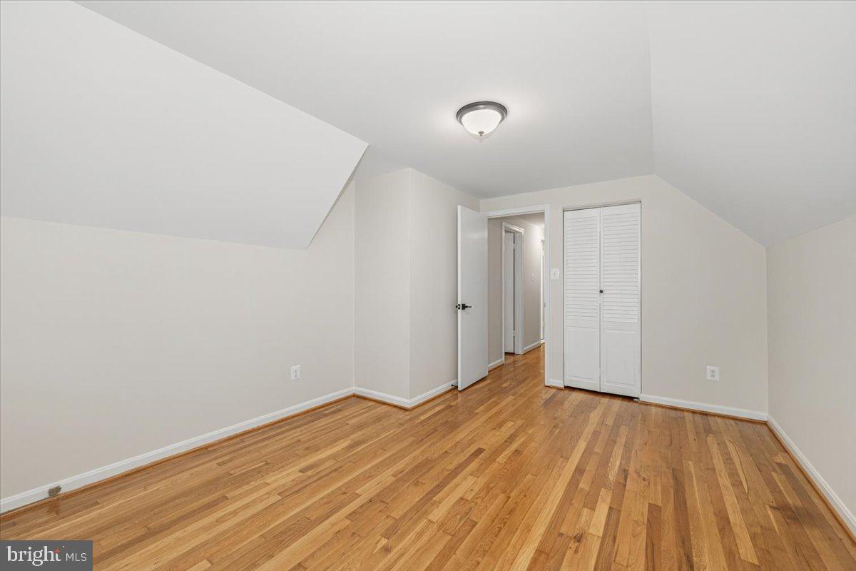 KINGS PARK - Residential
