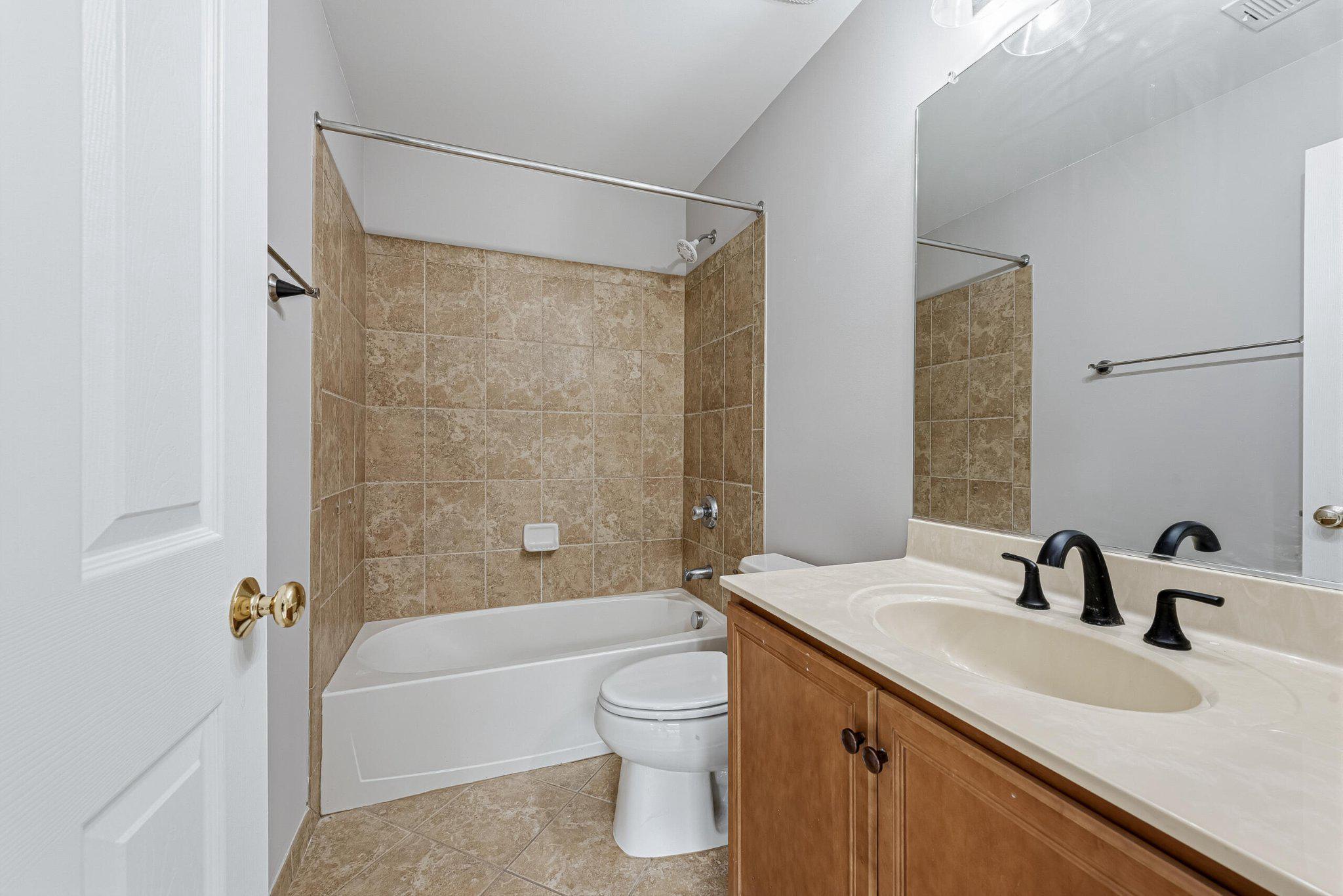 SOUTH RIDING - Residential