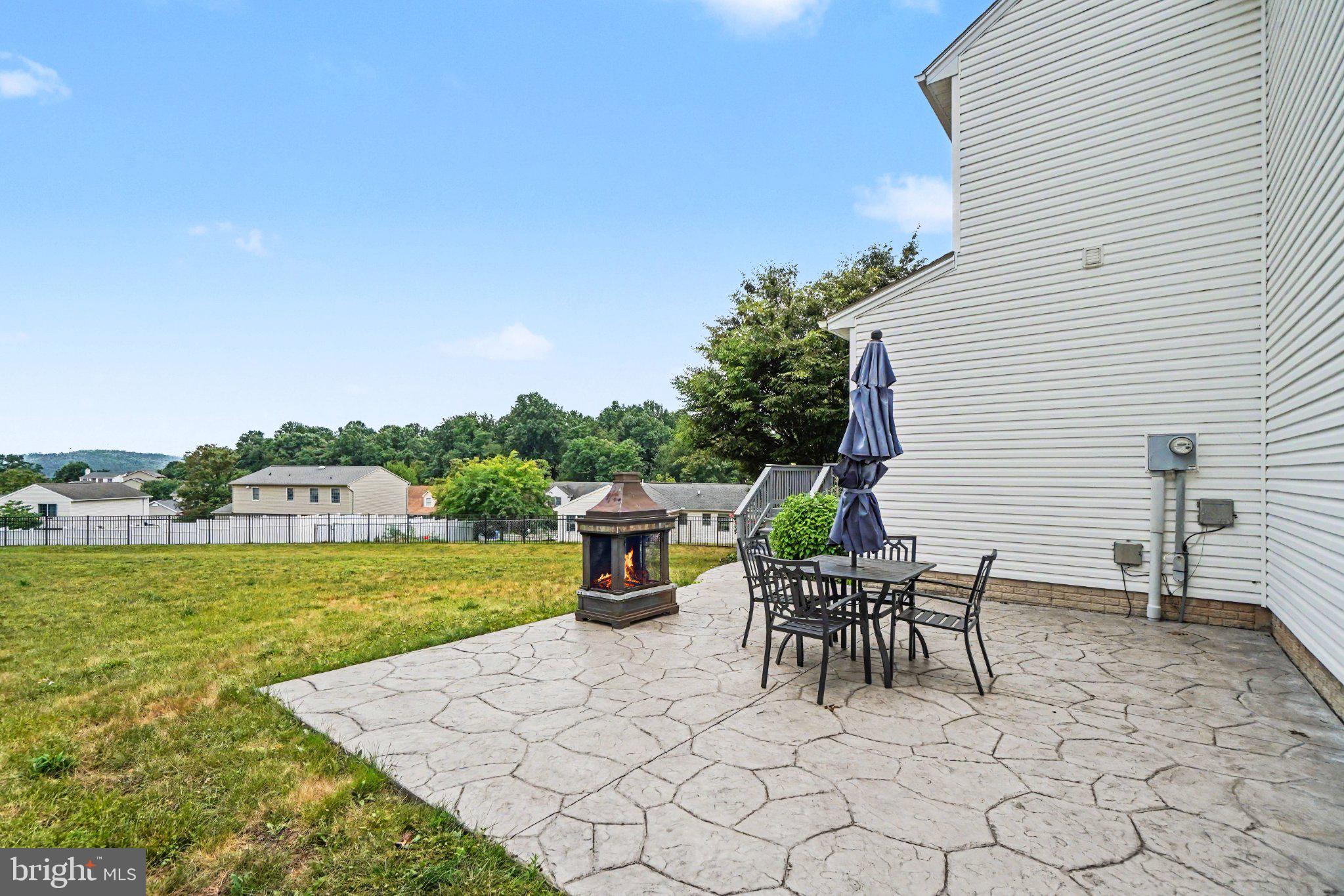WOODBRIDGE FARMS - Residential