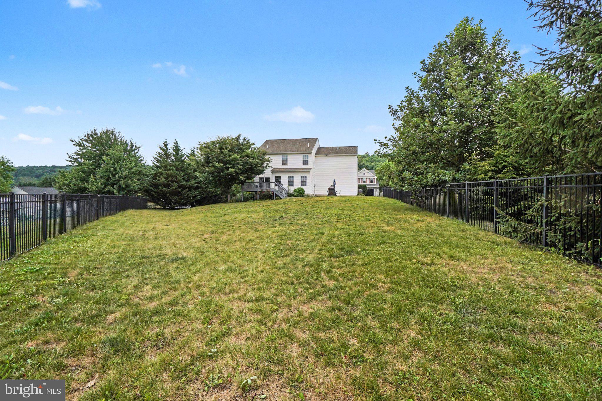 WOODBRIDGE FARMS - Residential
