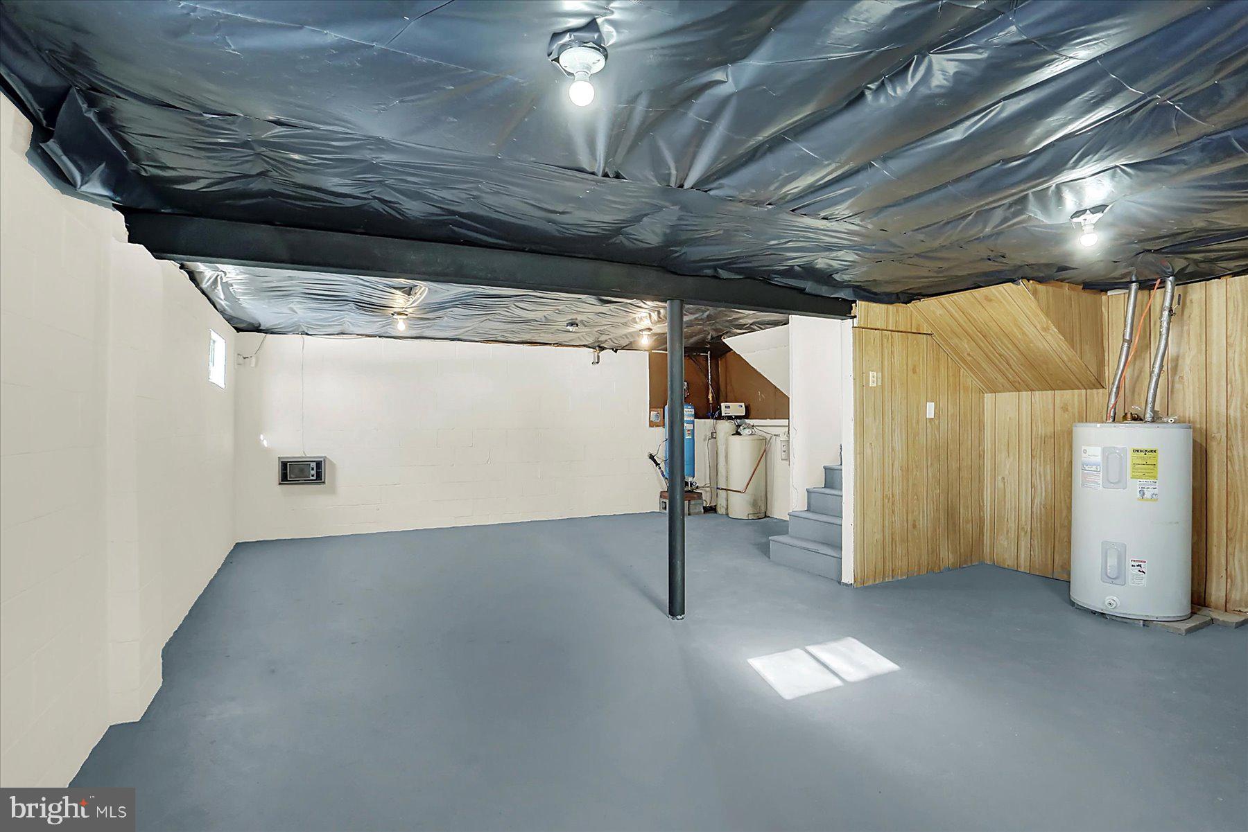 RIDGE HILLS - Residential
