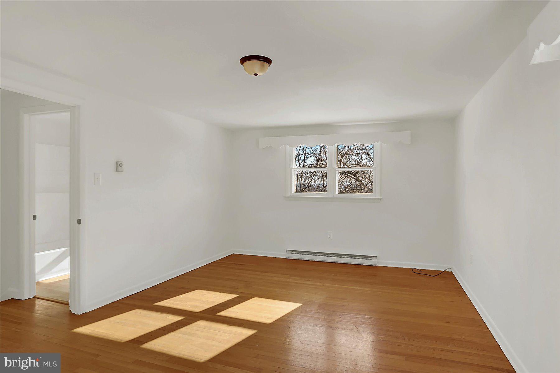 RIDGE HILLS - Residential