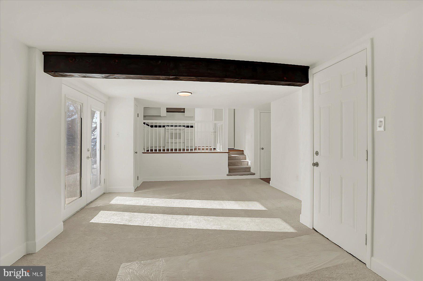 RIDGE HILLS - Residential
