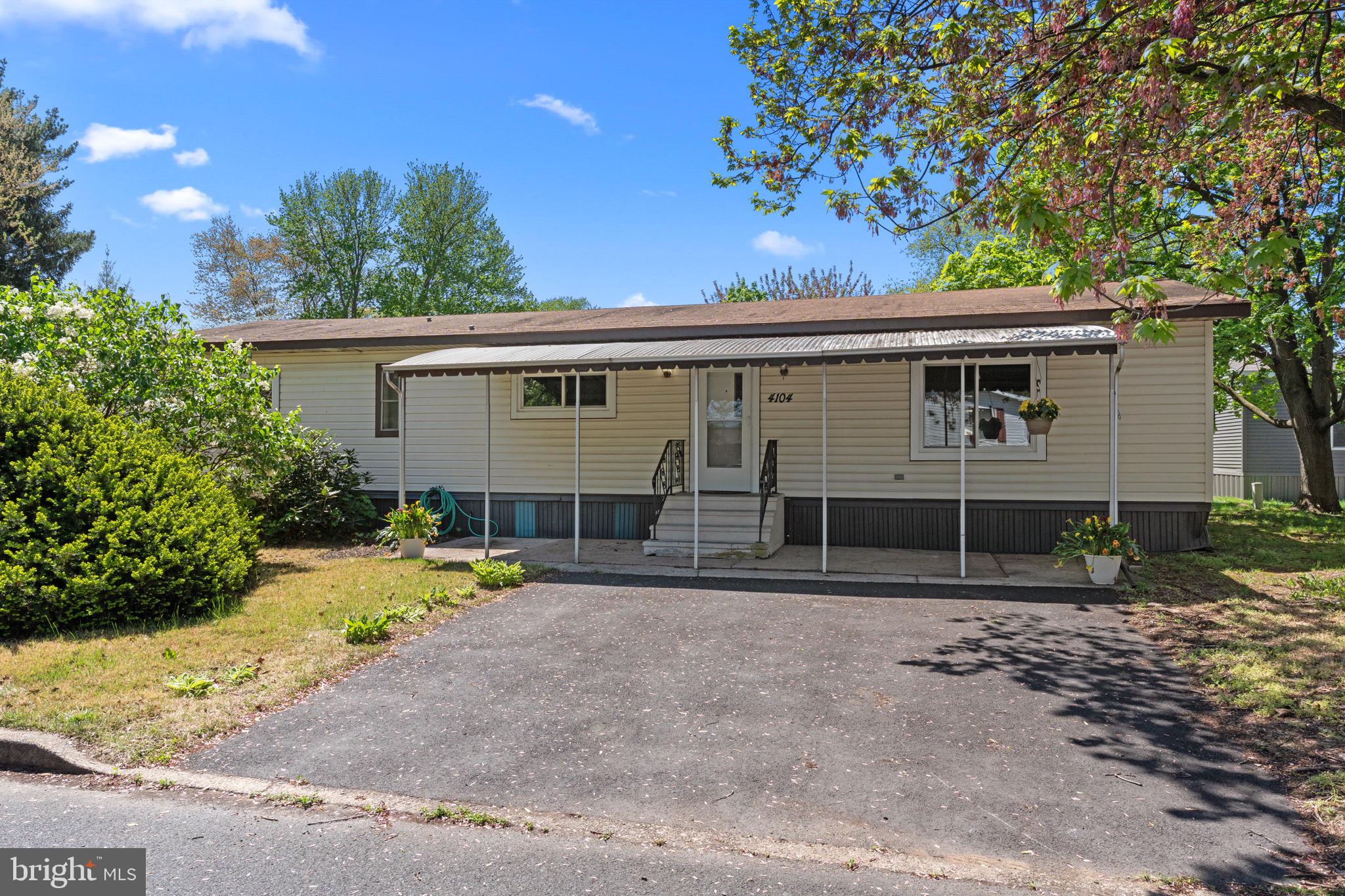 PENNWOOD CROSSING - Residential