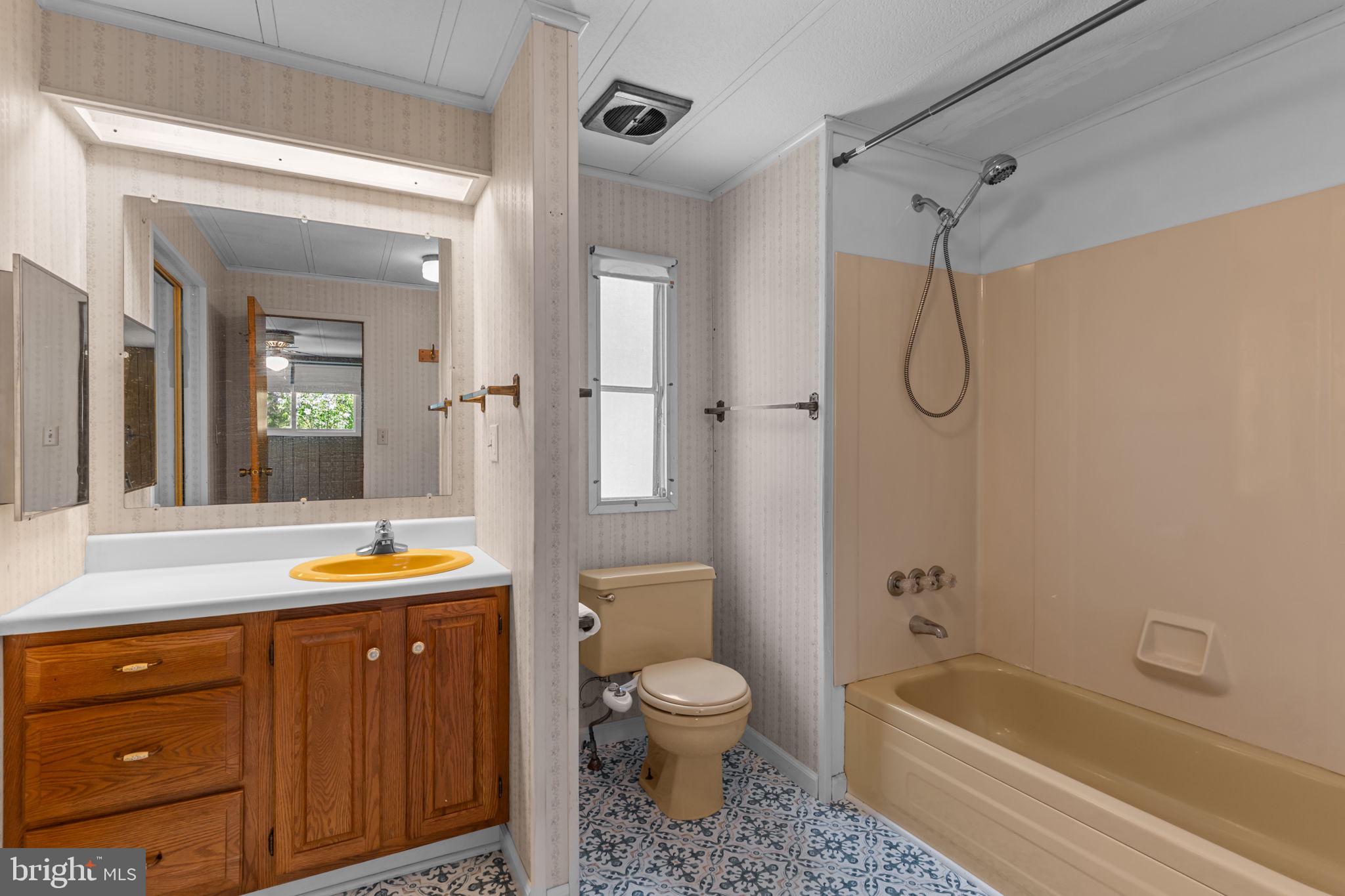 PENNWOOD CROSSING - Residential