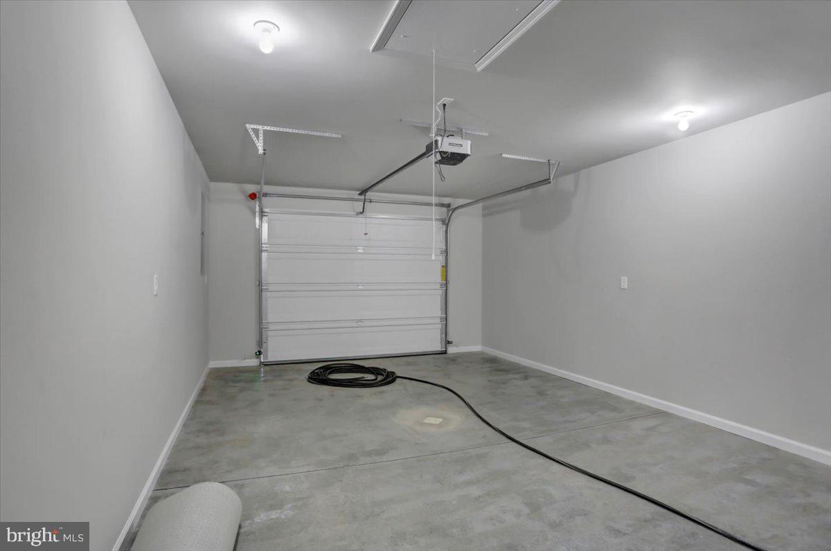 THORNWOOD VILLAGE - Residential
