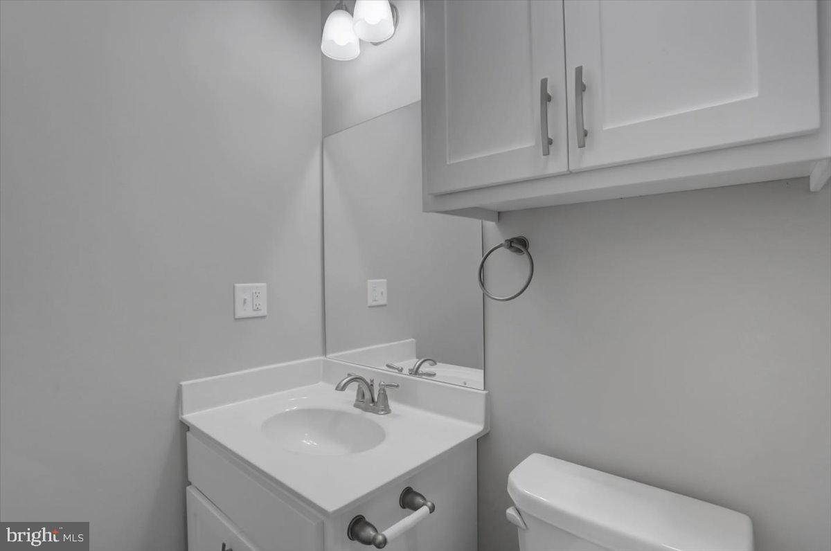 THORNWOOD VILLAGE - Residential