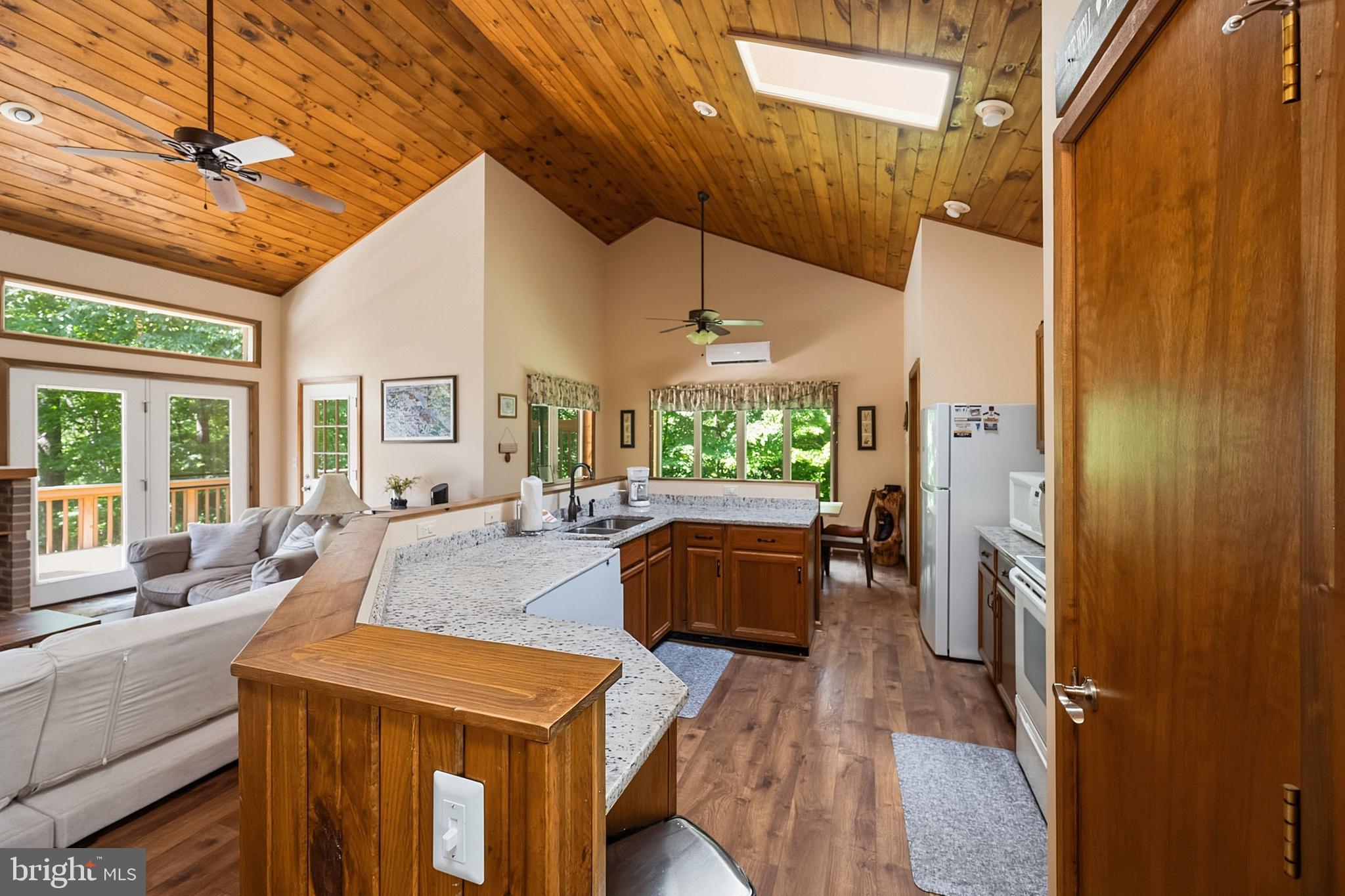 PINNACLE - Residential