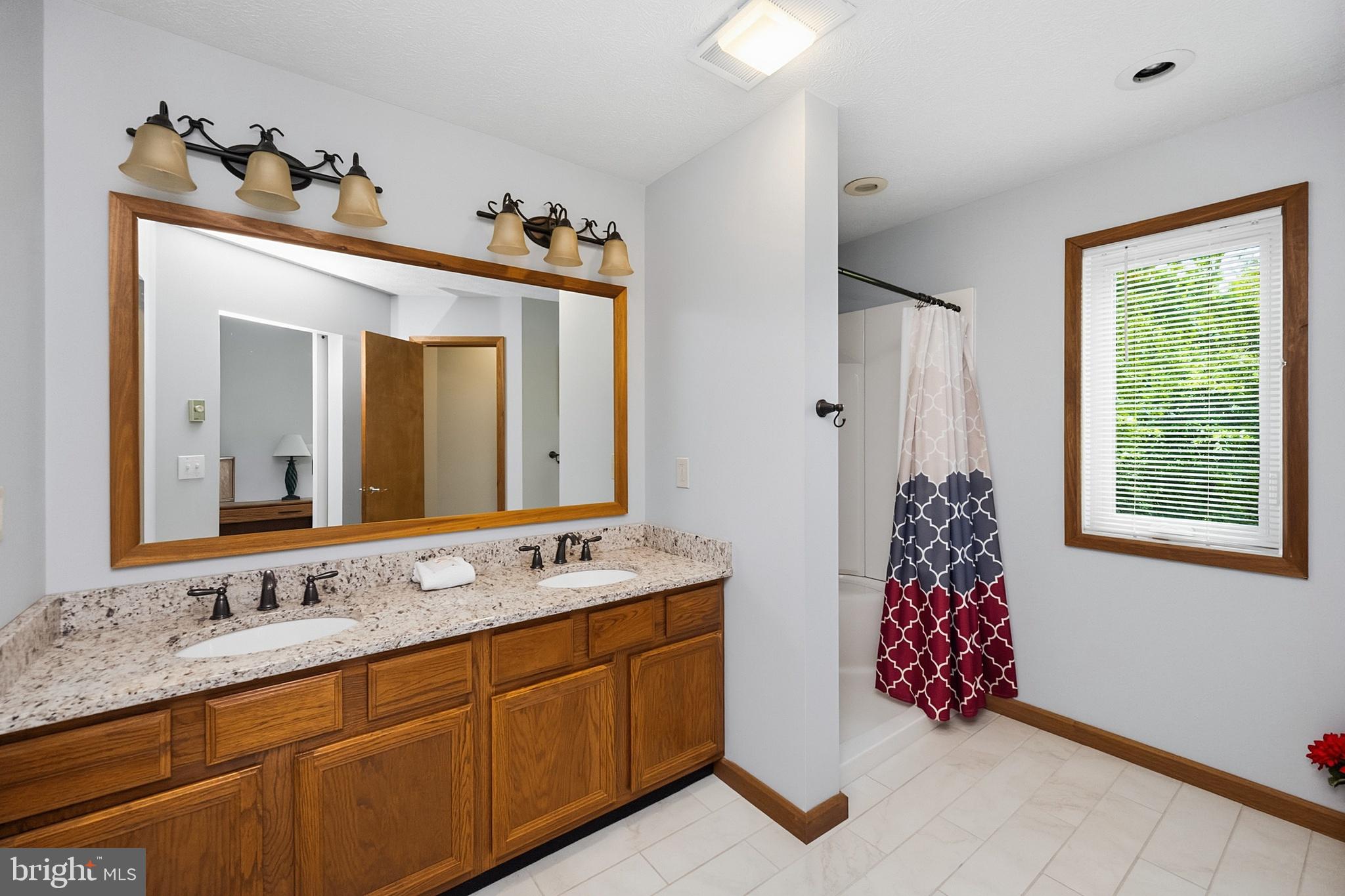 PINNACLE - Residential