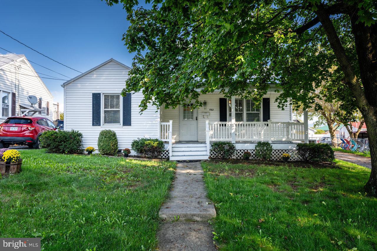 Home sweet home. Whether looking for your first home, downsizing to 1-level living, or investing in the Friendly City, the location of this cottage is ideal. A quick trip down the street from this Collicello neighborhood, and you'll be at Magpie and all your other downtown favorites. This charmer has had all of the heavy lifting done- a brand new bathroom, a super-high-efficiency Gree 2-ton 20 SEER HVAC system, new kitchen appliances, and more- all that's left is for you to add your own personal touch. As you walk through the home, you'll be amazed at how the character of yesteryear's construction, including those beautiful hardwood floors, blends with modern convenience, like the fiber optic wifi and whisper-quiet Bosch dishwasher. Concerned about storage? Not a problem for this gem. With the unfinished basement, garage, carport, and shed, there is plenty of room for everything, from hobbies to holiday decorations to garden equipment. Seeing is believing, so don't hesitate, and book your showing today!