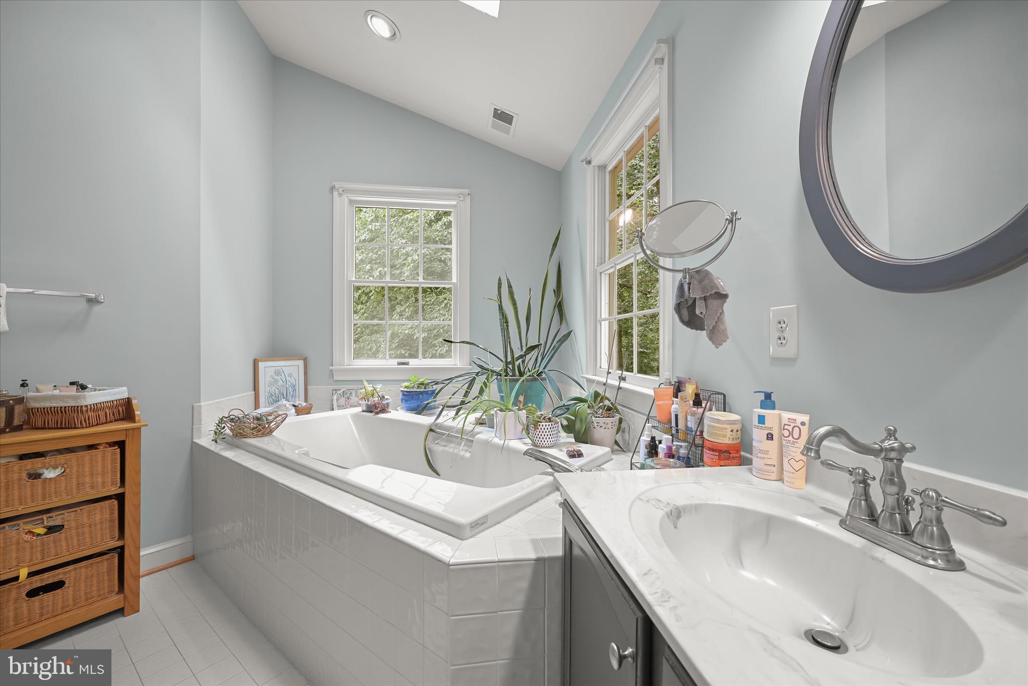 VILLAGE OF HICKORY RIDGE - Residential